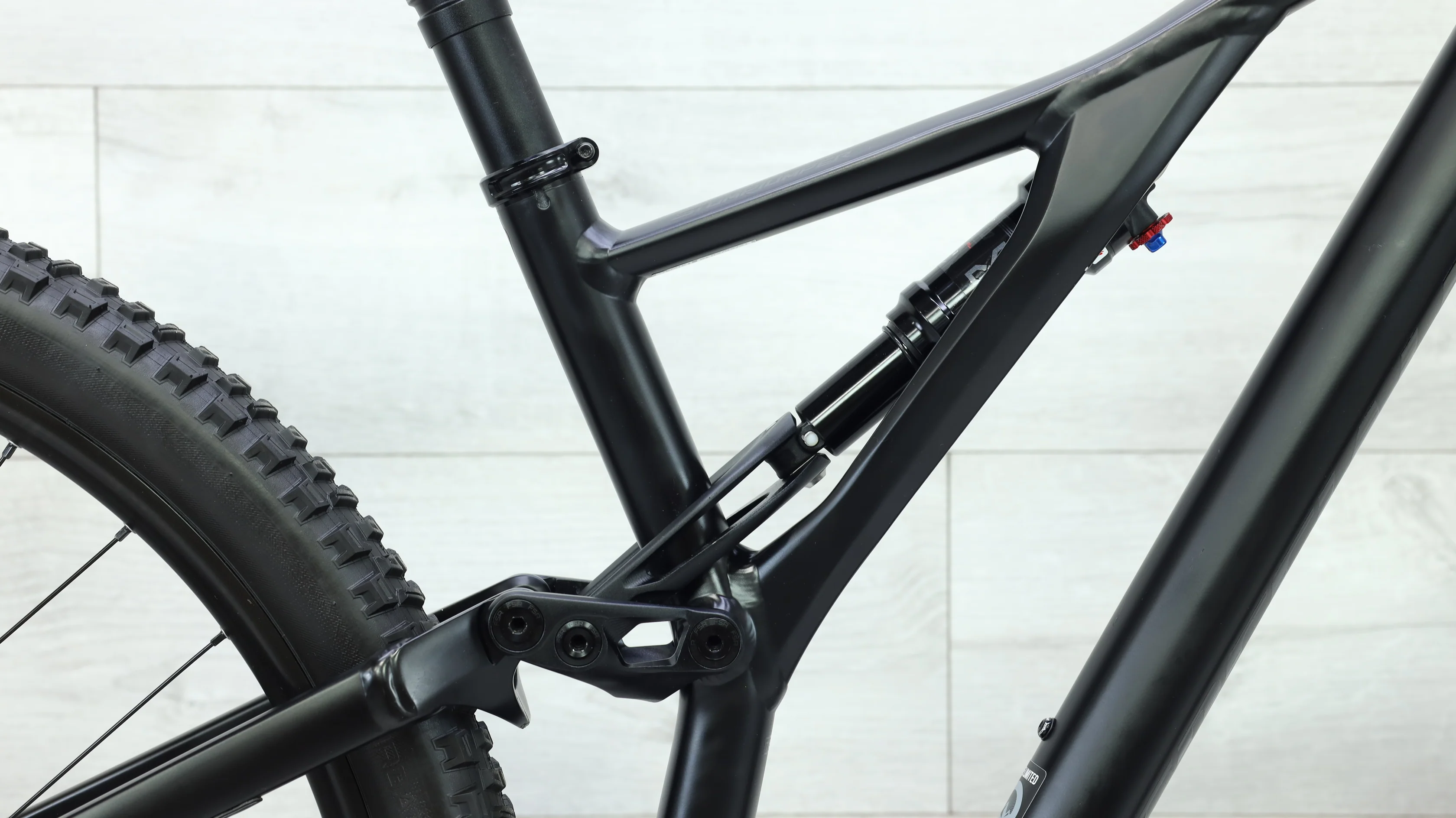 2020 Specialized Stumpjumper 29 Mountain Bike - Medium - Image 9