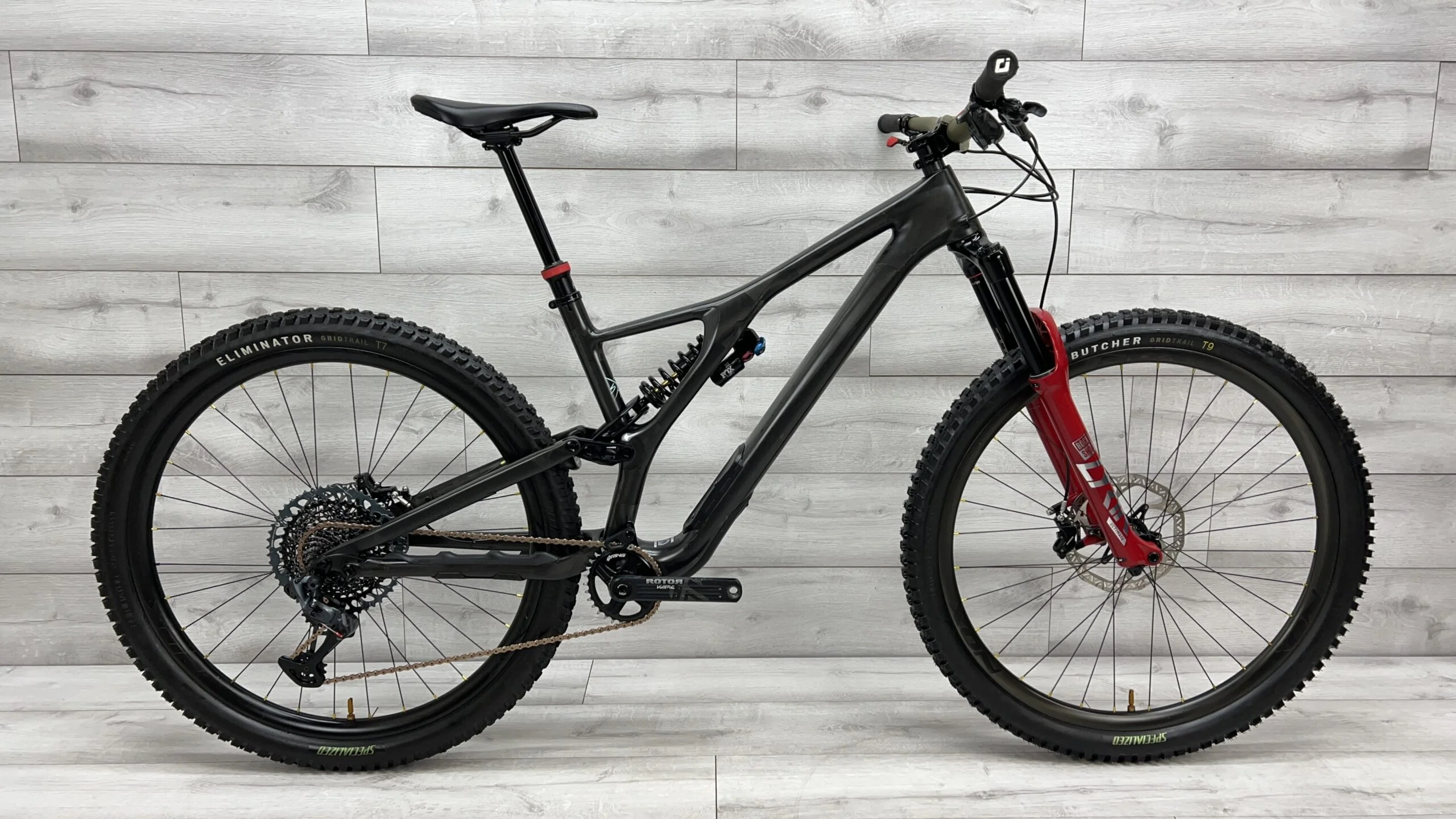 2020 Specialized Stumpjumper EVO Pro 29  Mountain Bike - Medium
