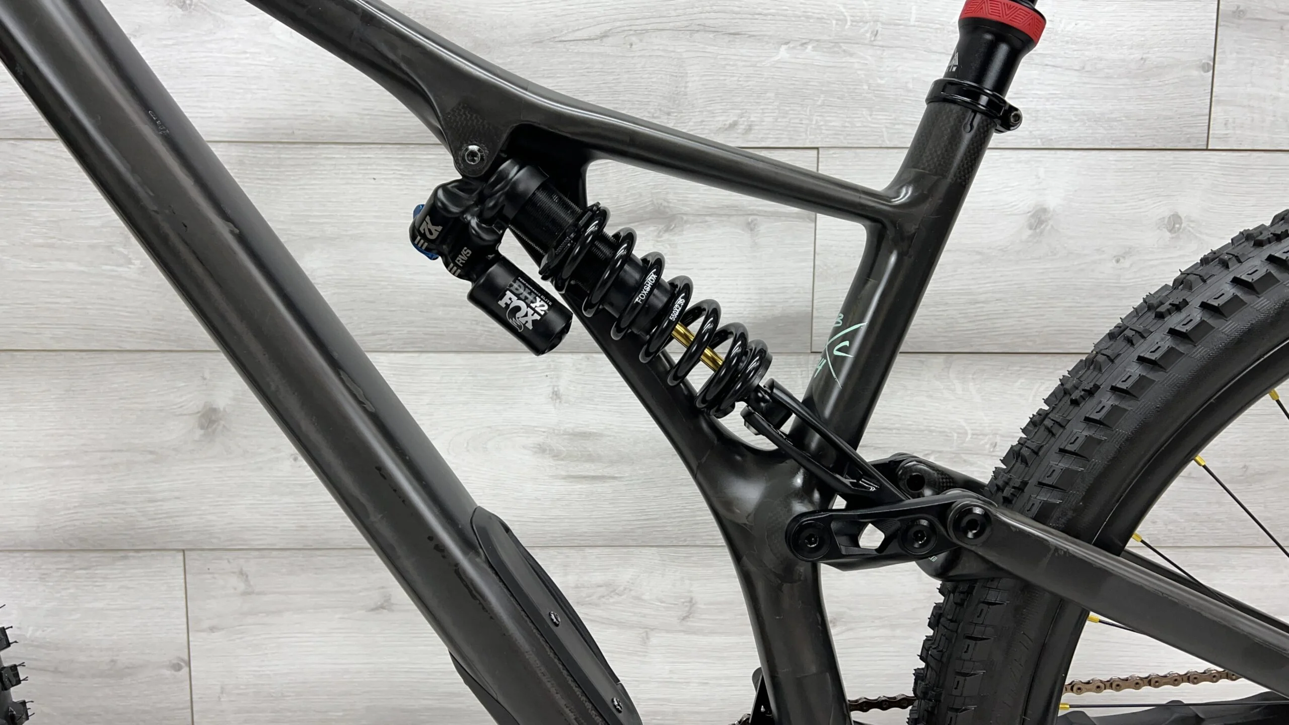 2020 Specialized Stumpjumper EVO Pro 29  Mountain Bike - Medium - Image 10