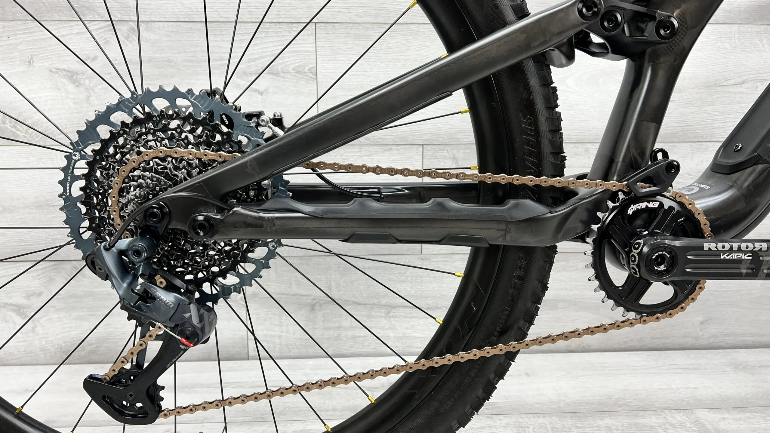 2020 Specialized Stumpjumper EVO Pro 29  Mountain Bike - Medium - Image 6