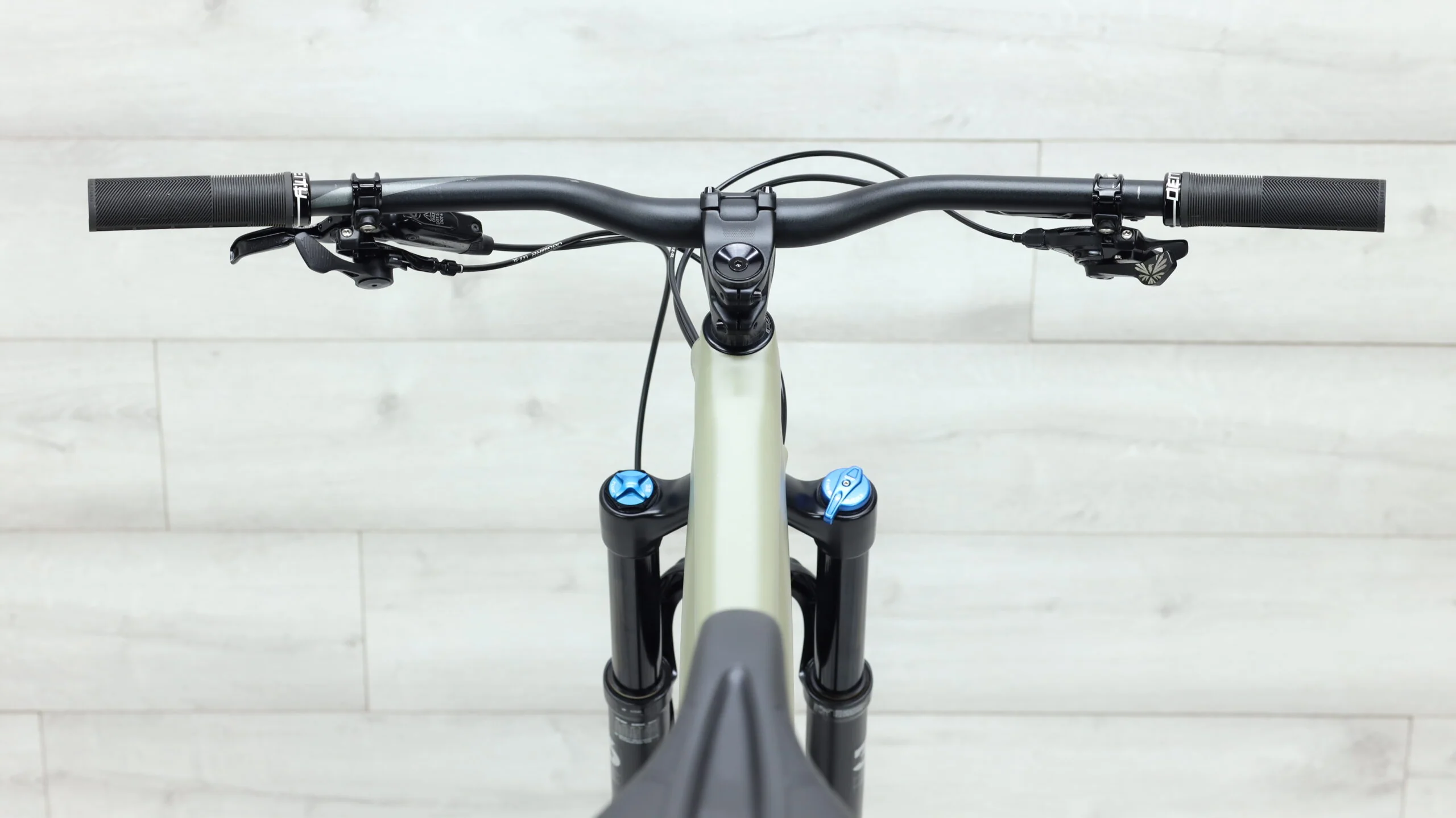 Specialized Stumpjumper Expert Carbon Mountain Bike - 2020, X-Large - Image 11
