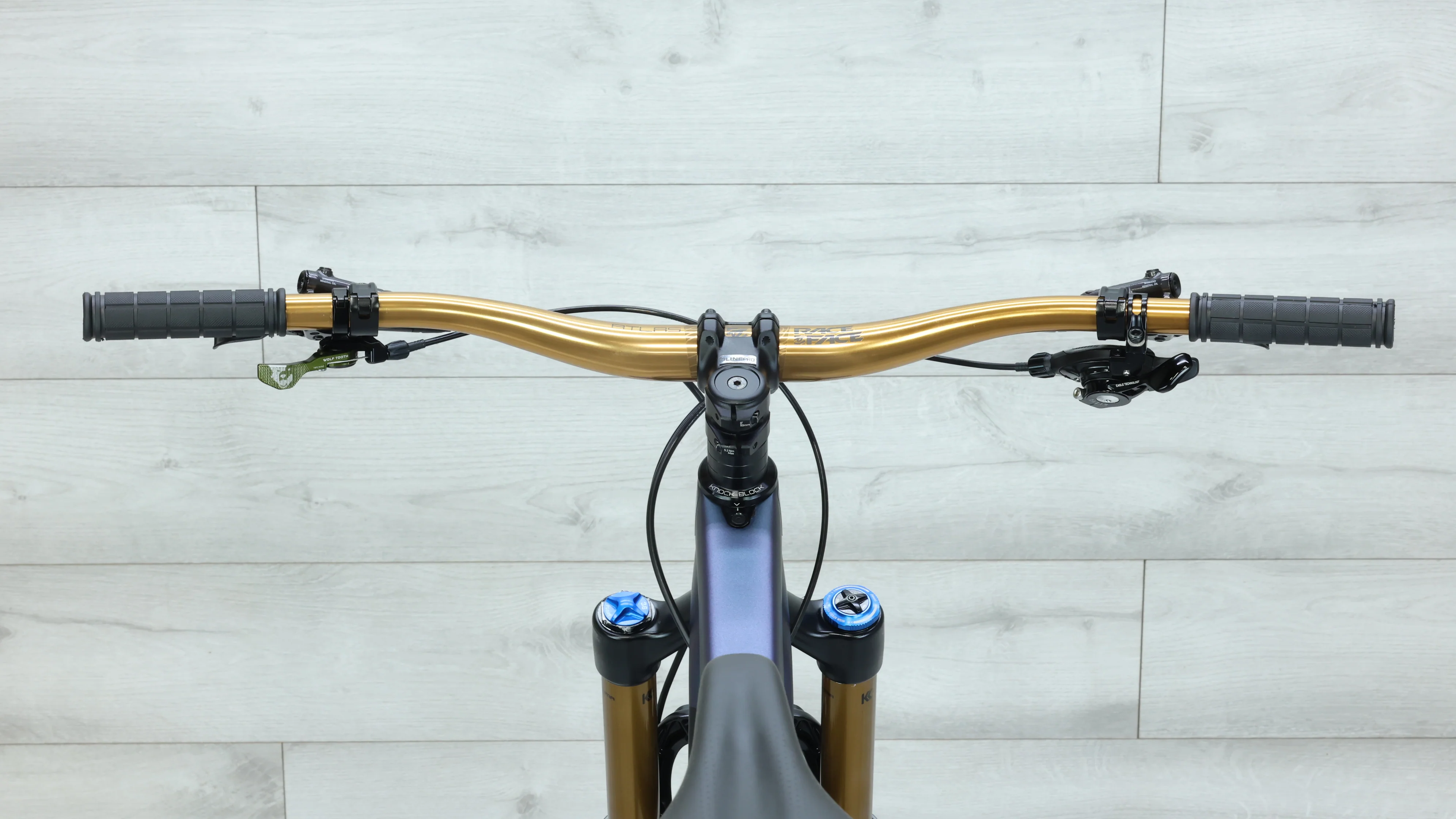 Trek Remedy 9.9 Mountain Bike - 2020, Medium - Image 14