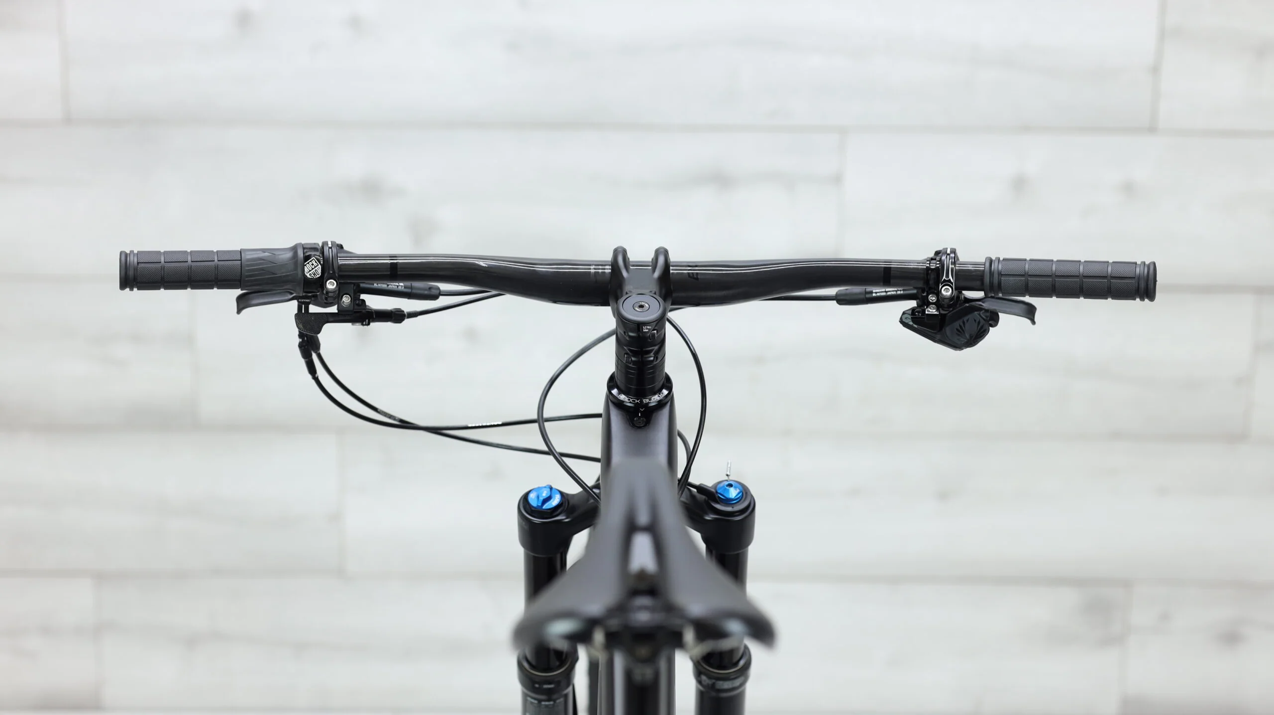 2020 Trek Top Fuel 9.8 AXS Mountain Bike - Large - Image 11