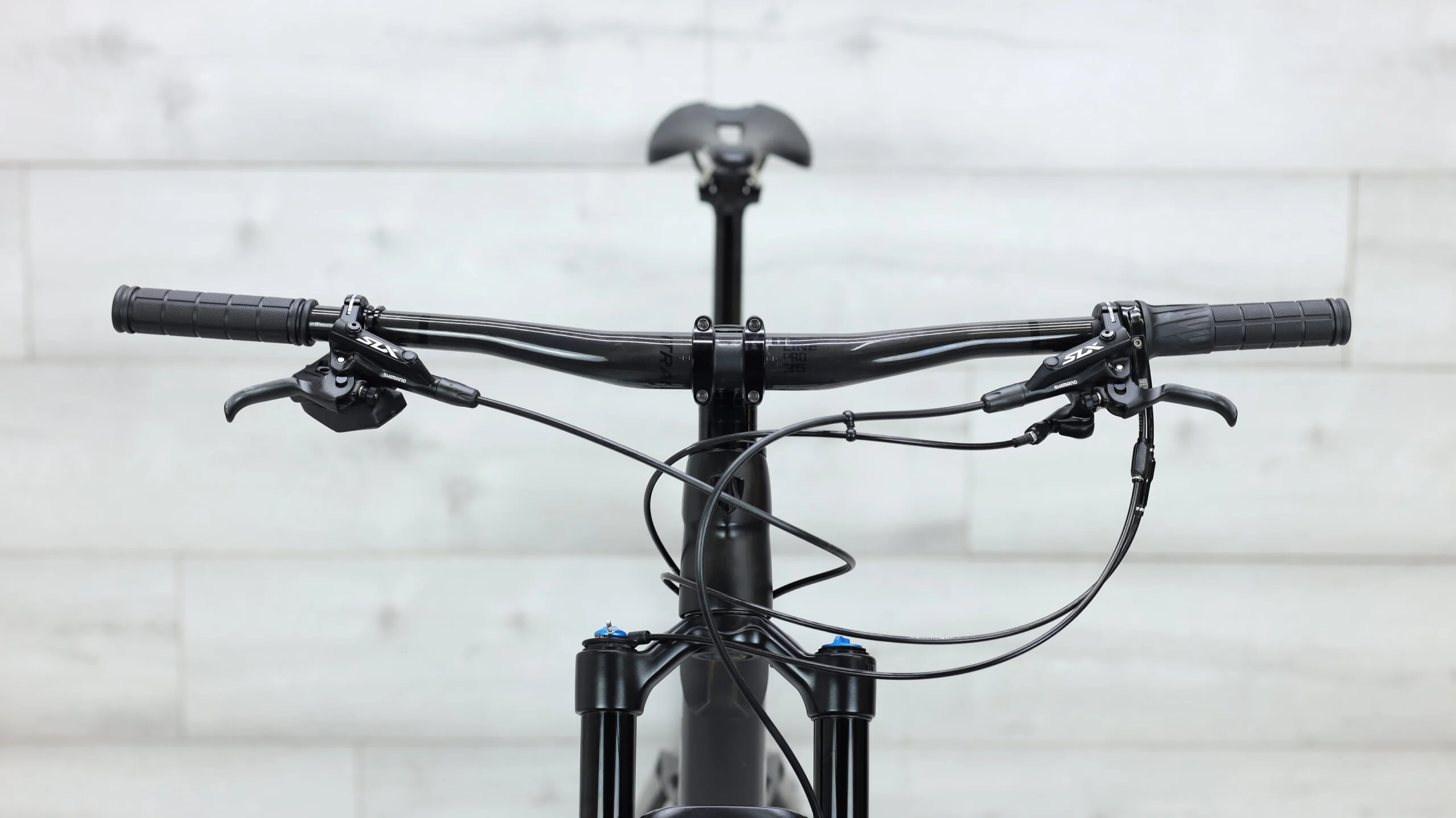 2020 Trek Top Fuel 9.8 AXS Mountain Bike - Large - Image 12