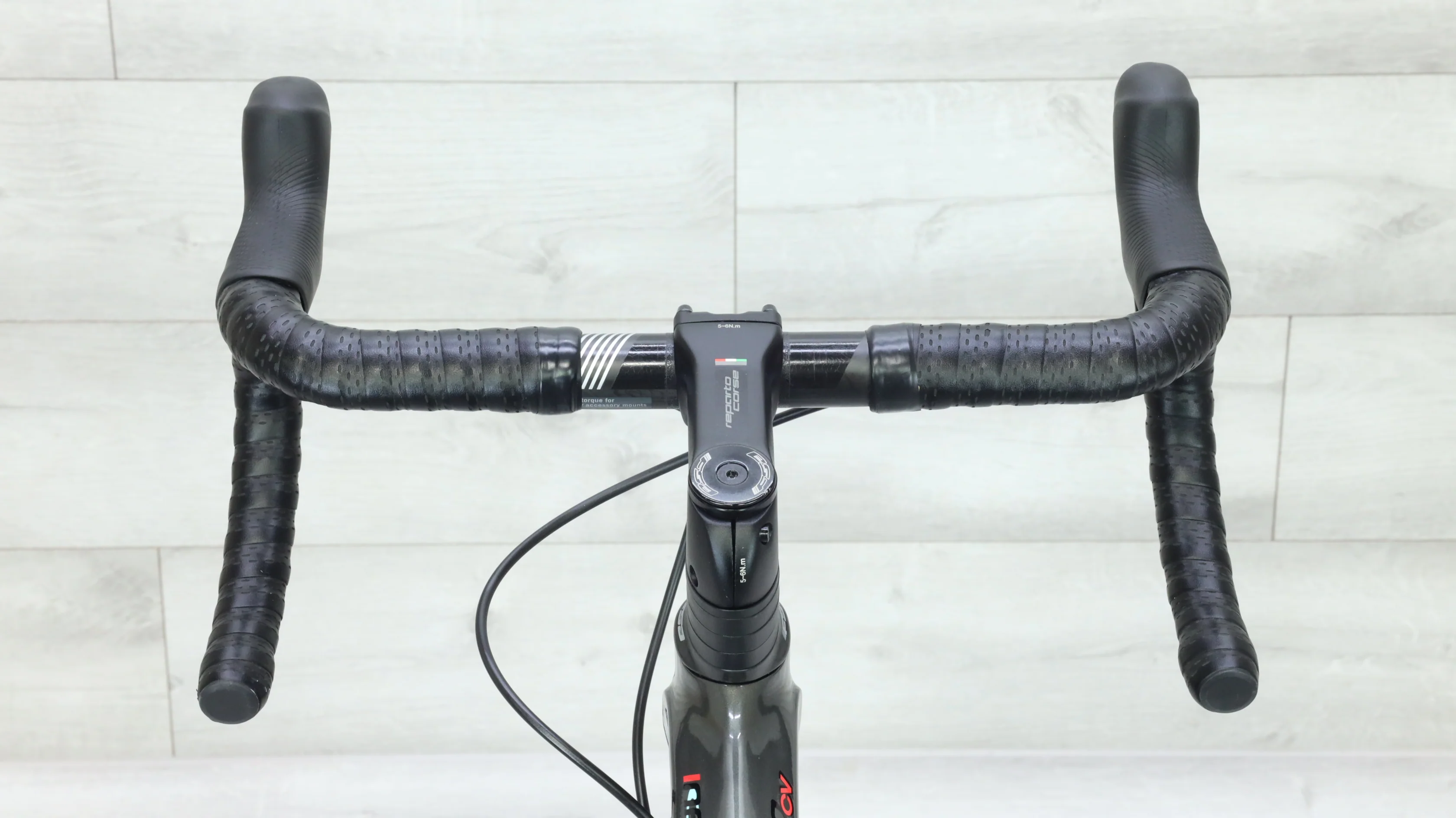 Bianchi Infinito CV Disc Force eTap AXS Road Bike - 2021, 53cm - Image 11