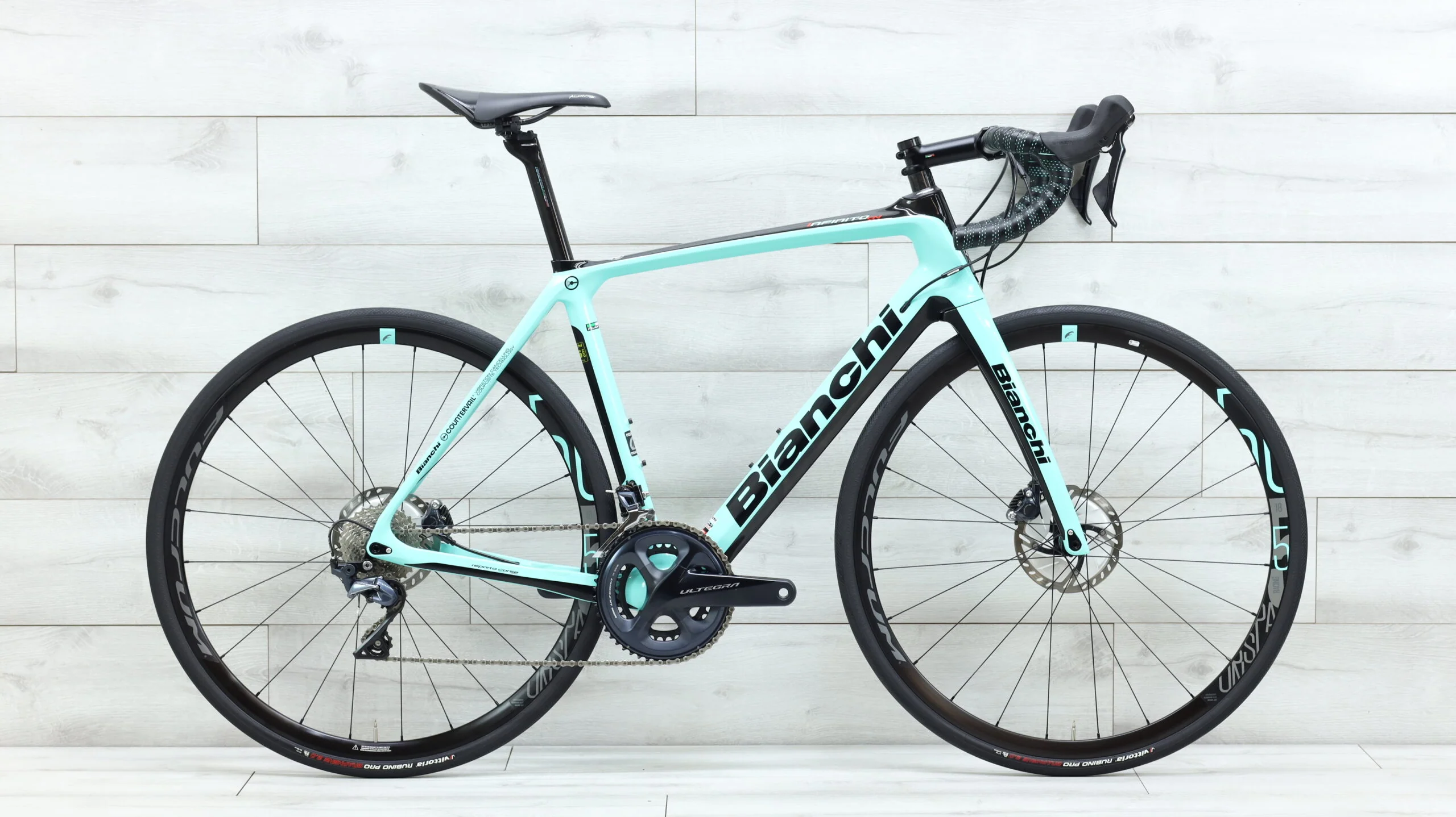 2021 Bianchi Infinito CV Ultegra Road Bike - 55cm
