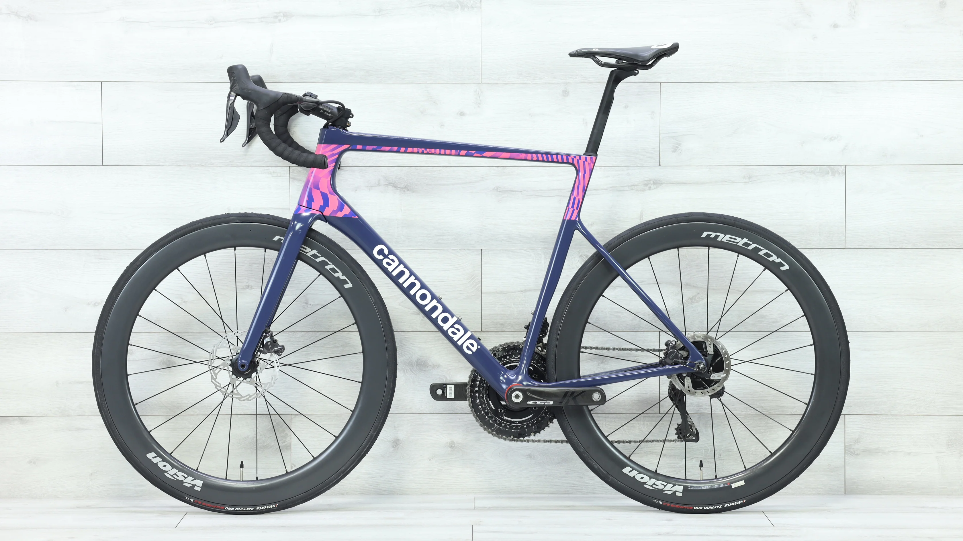 2021 Cannondale SuperSix EVO Hi-Mod Disc Di2 Road Bike - 58cm - Image 2