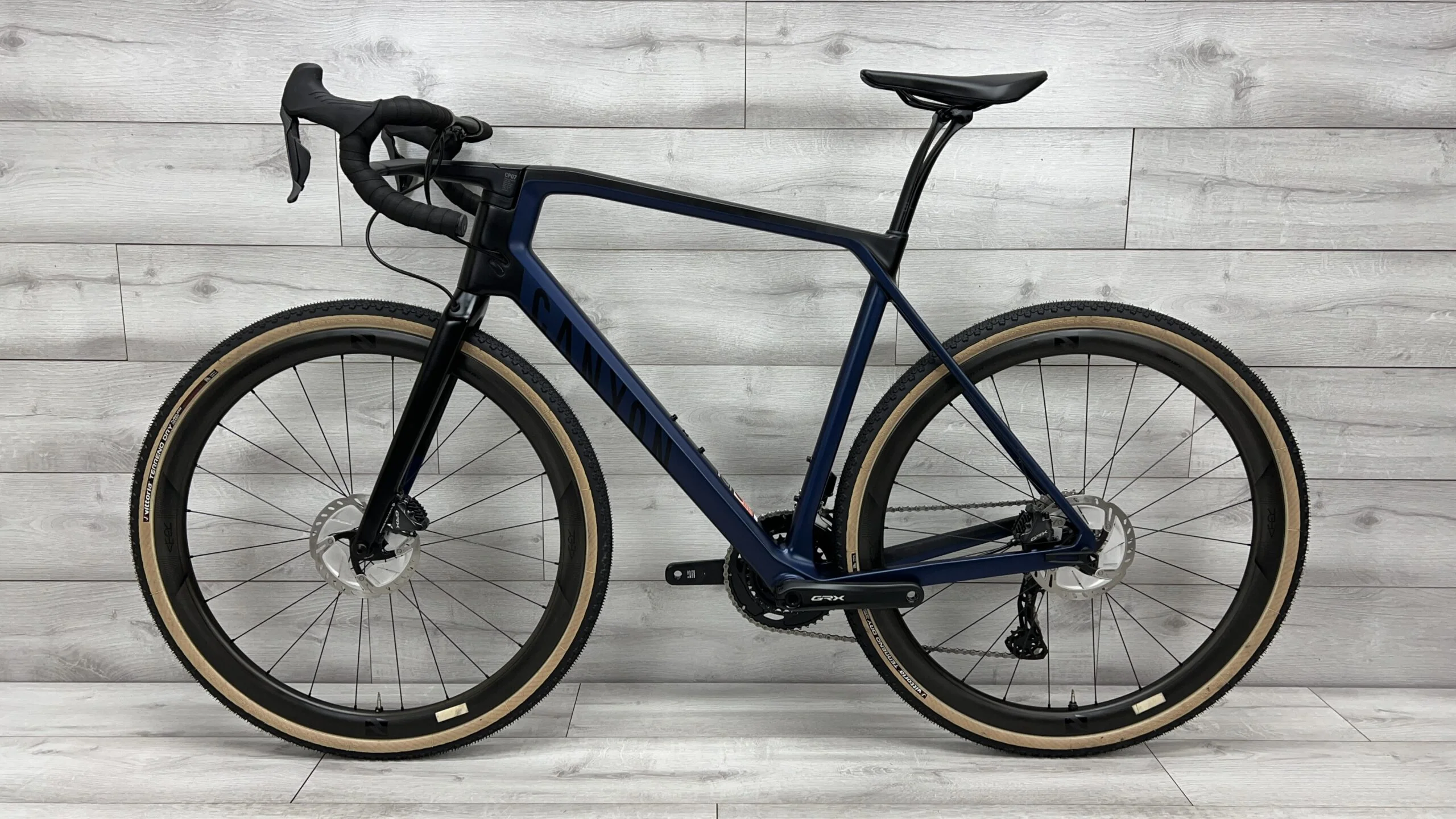 2021 Canyon Grail CF SLX 8 Di2 Gravel Bike - Large - Image 2
