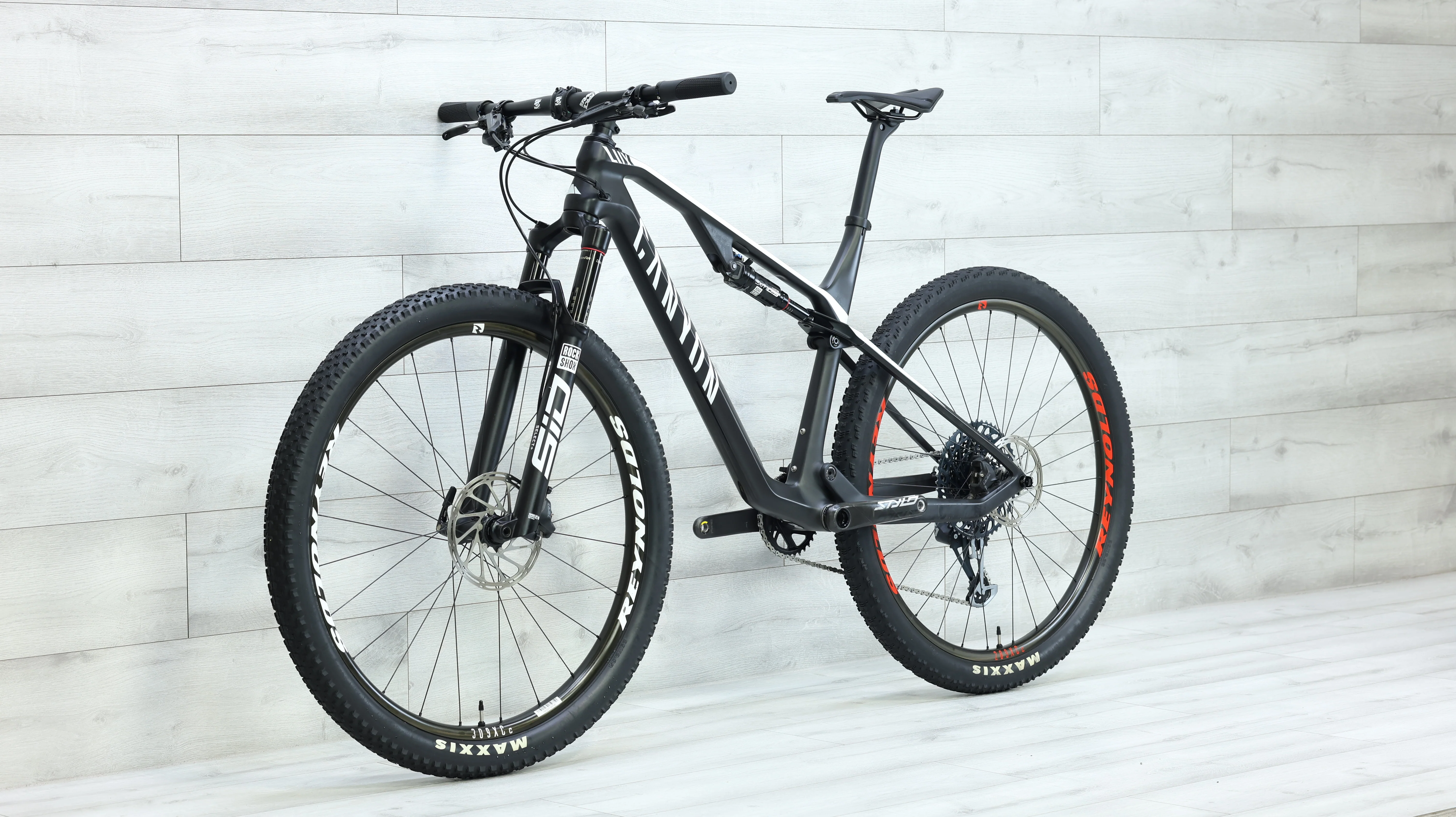 2021 Canyon Lux CF 8 Mountain Bike - Large - Image 4