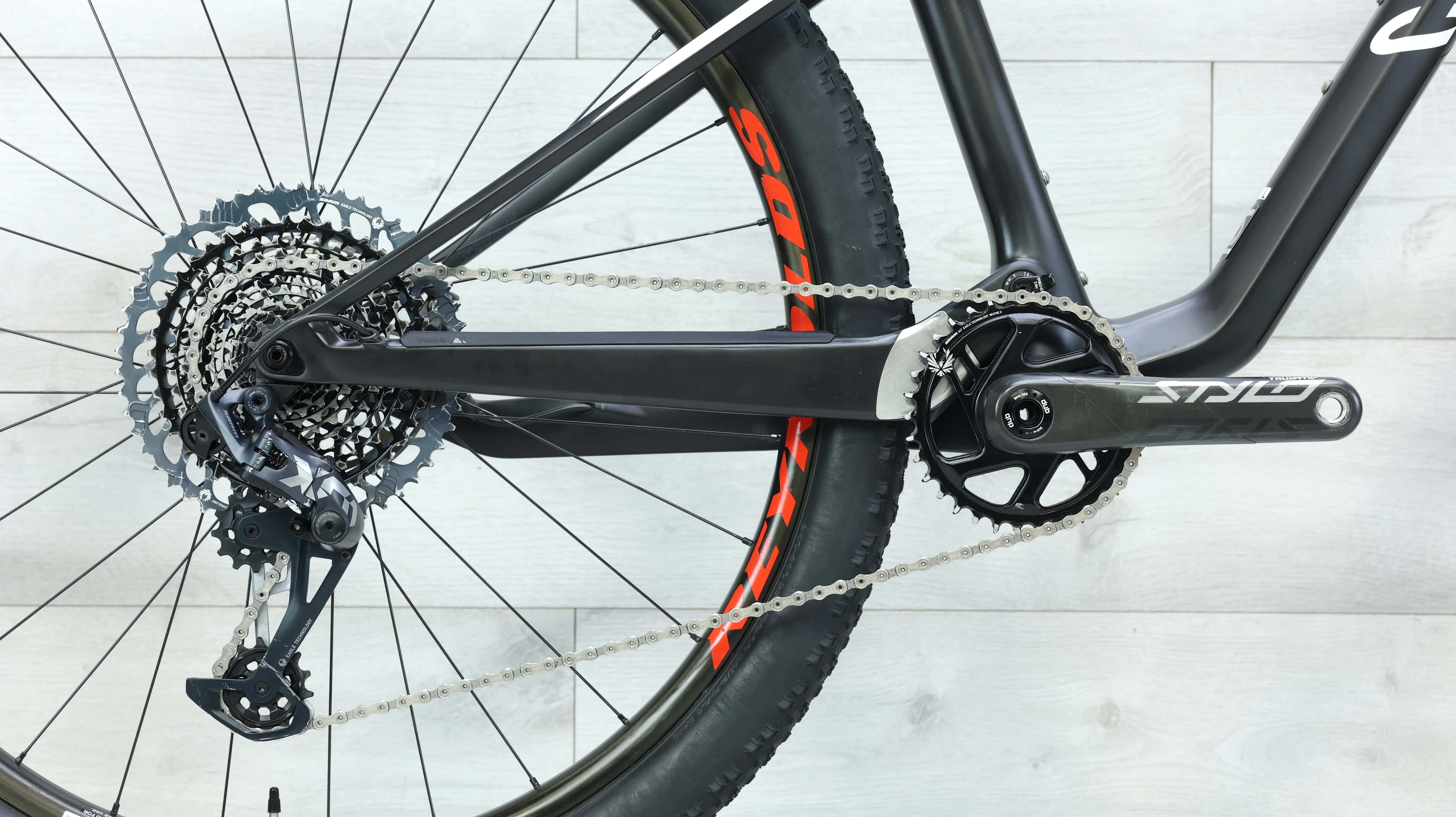 2021 Canyon Lux CF 8 Mountain Bike - Large - Image 5