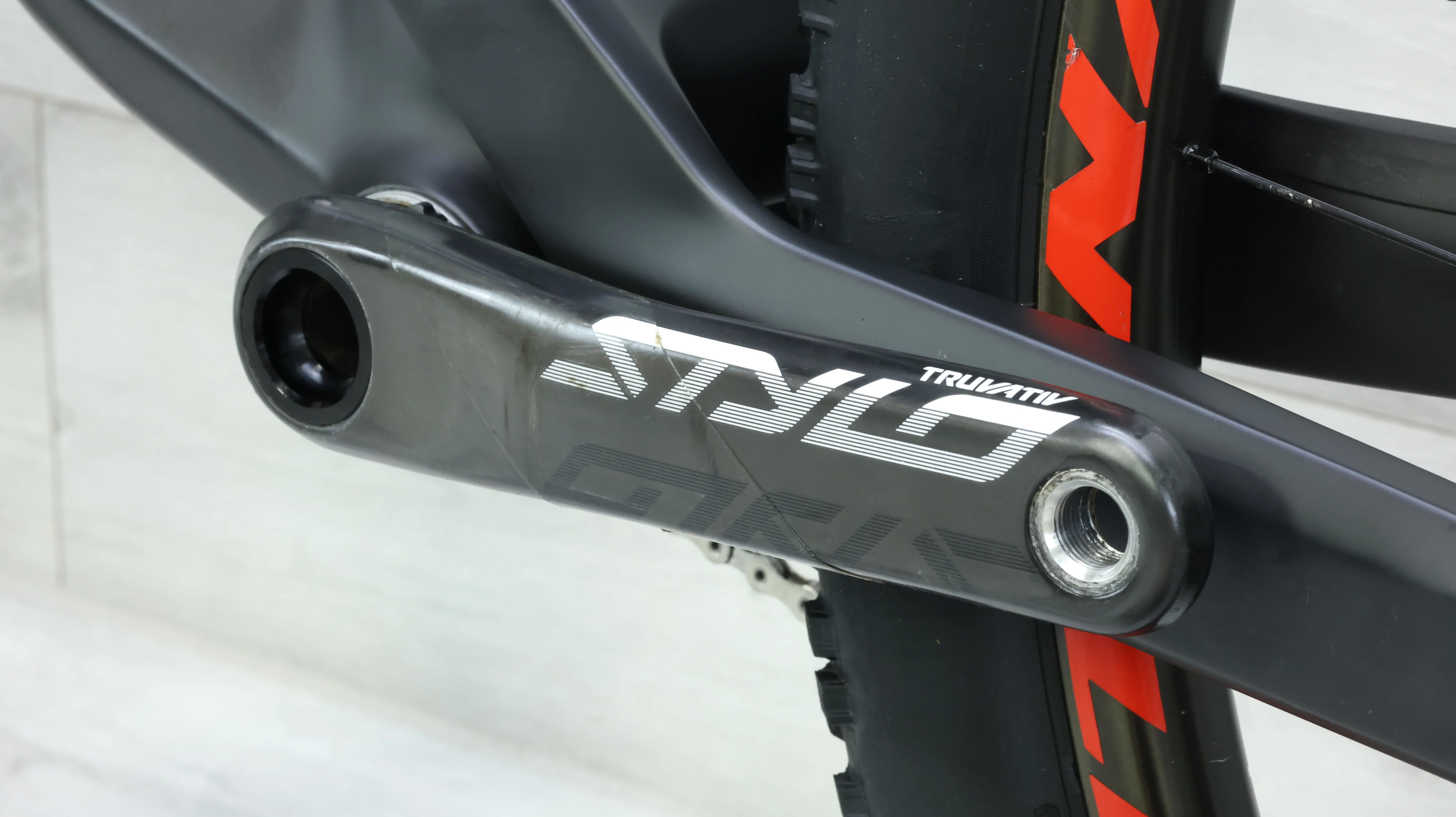 2021 Canyon Lux CF 8 Mountain Bike - Large - Image 7