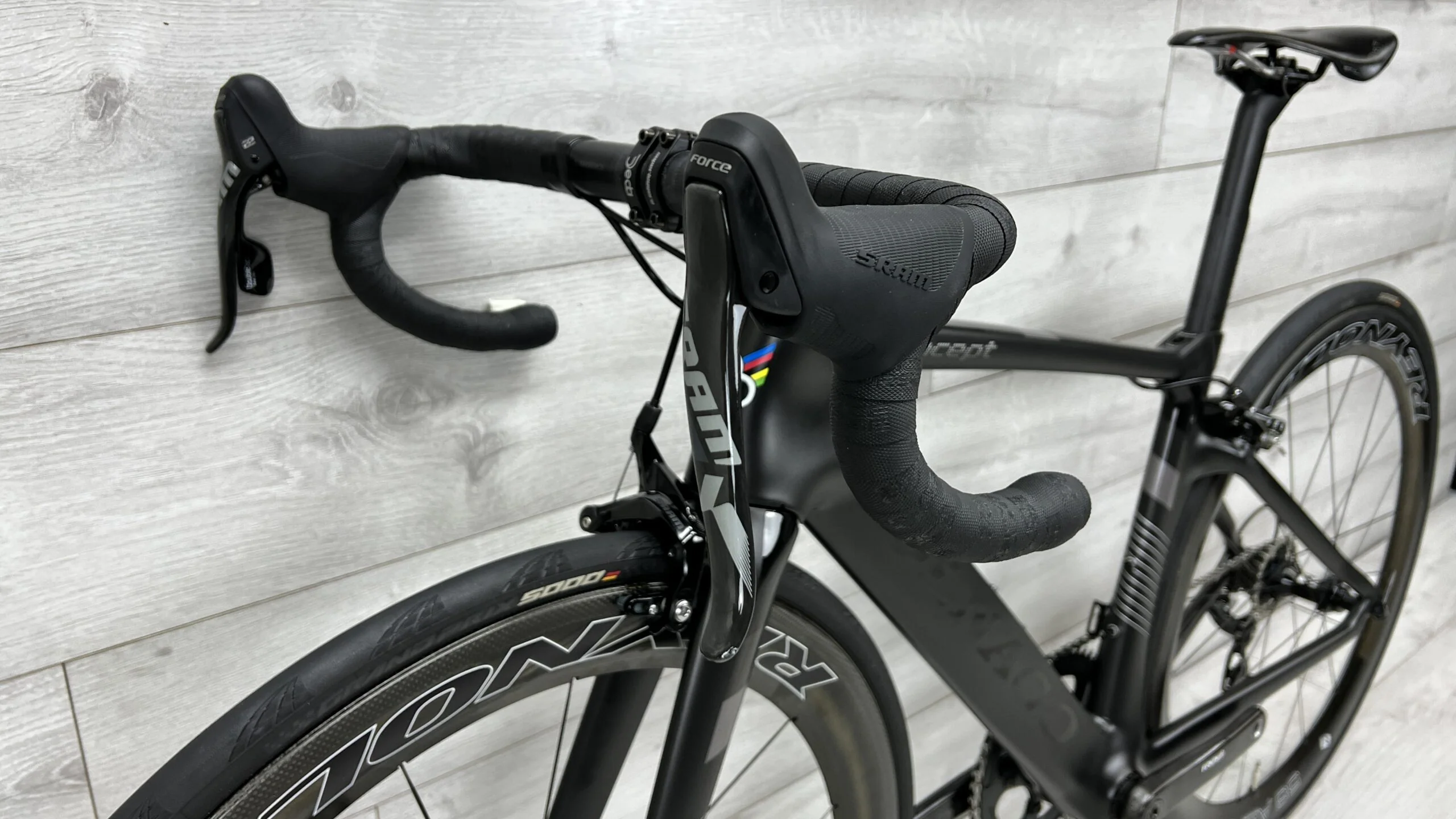 2021 Colnago Concept  Road Bike - 45cm - Image 8