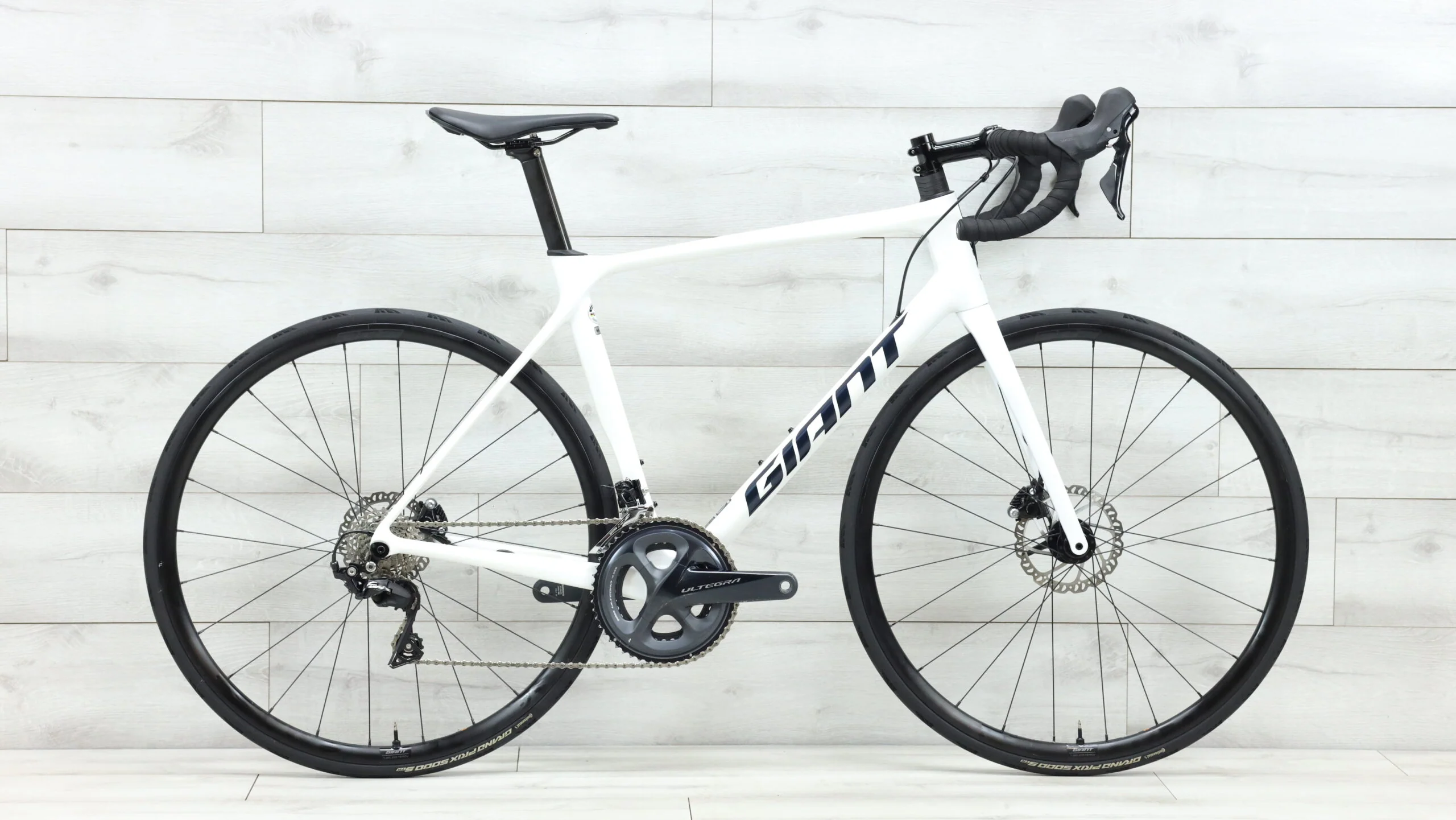 Giant TCR Advanced 2 Disc Road Bike - 2021, Med/Large