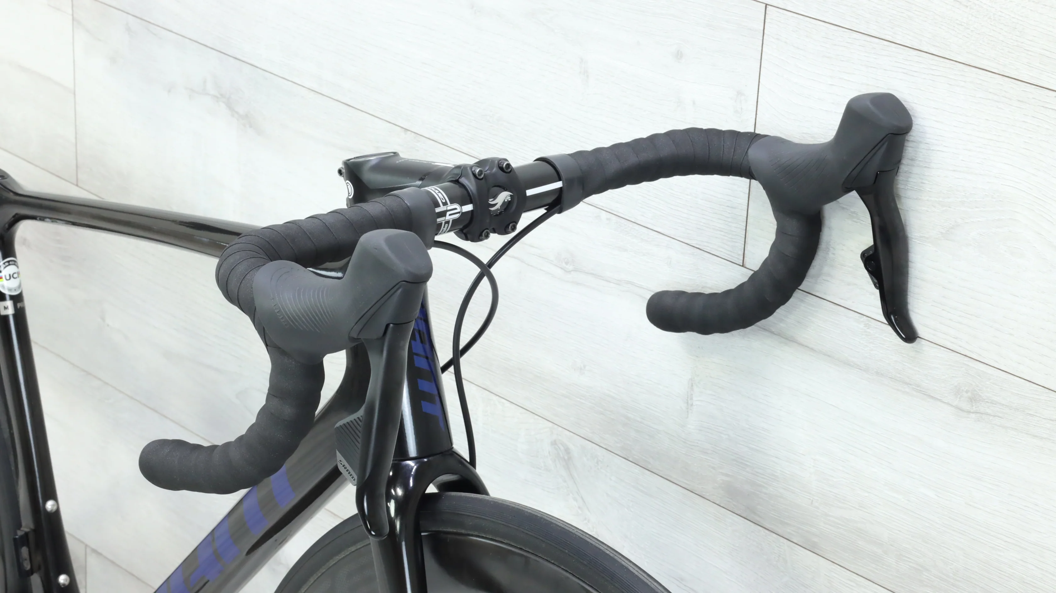 Giant TCR Advanced Pro Disc Road Bike - 2021, Medium - Image 7