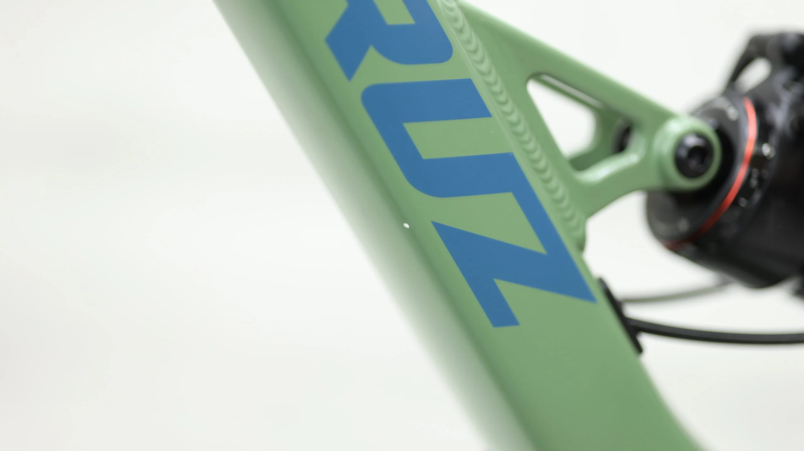 2021 Santa Cruz Bronson Aluminum S Mountain Bike - Large - Image 14