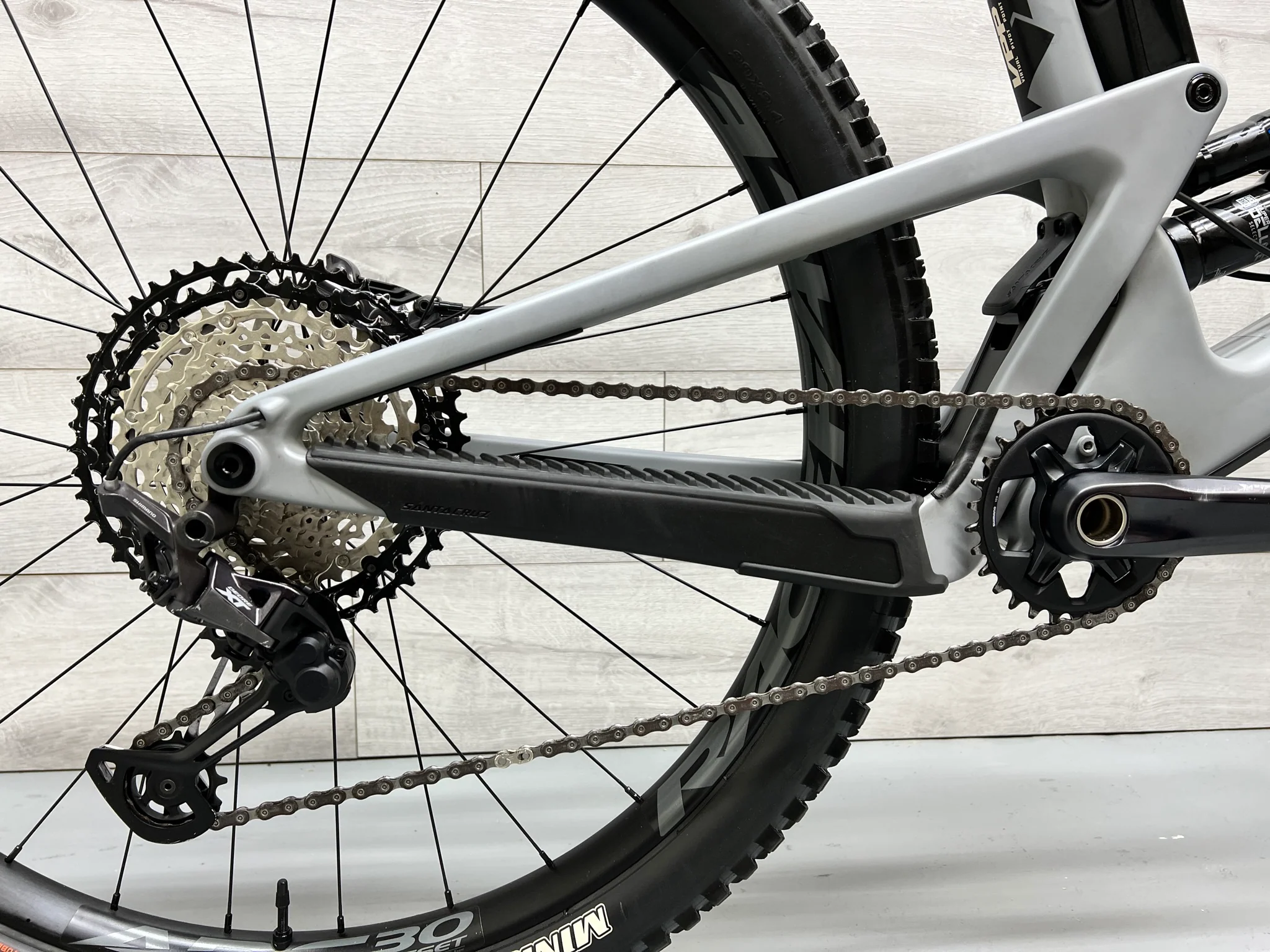 2021 Santa Cruz Hightower XT  Mountain Bike - X-Large - Image 8