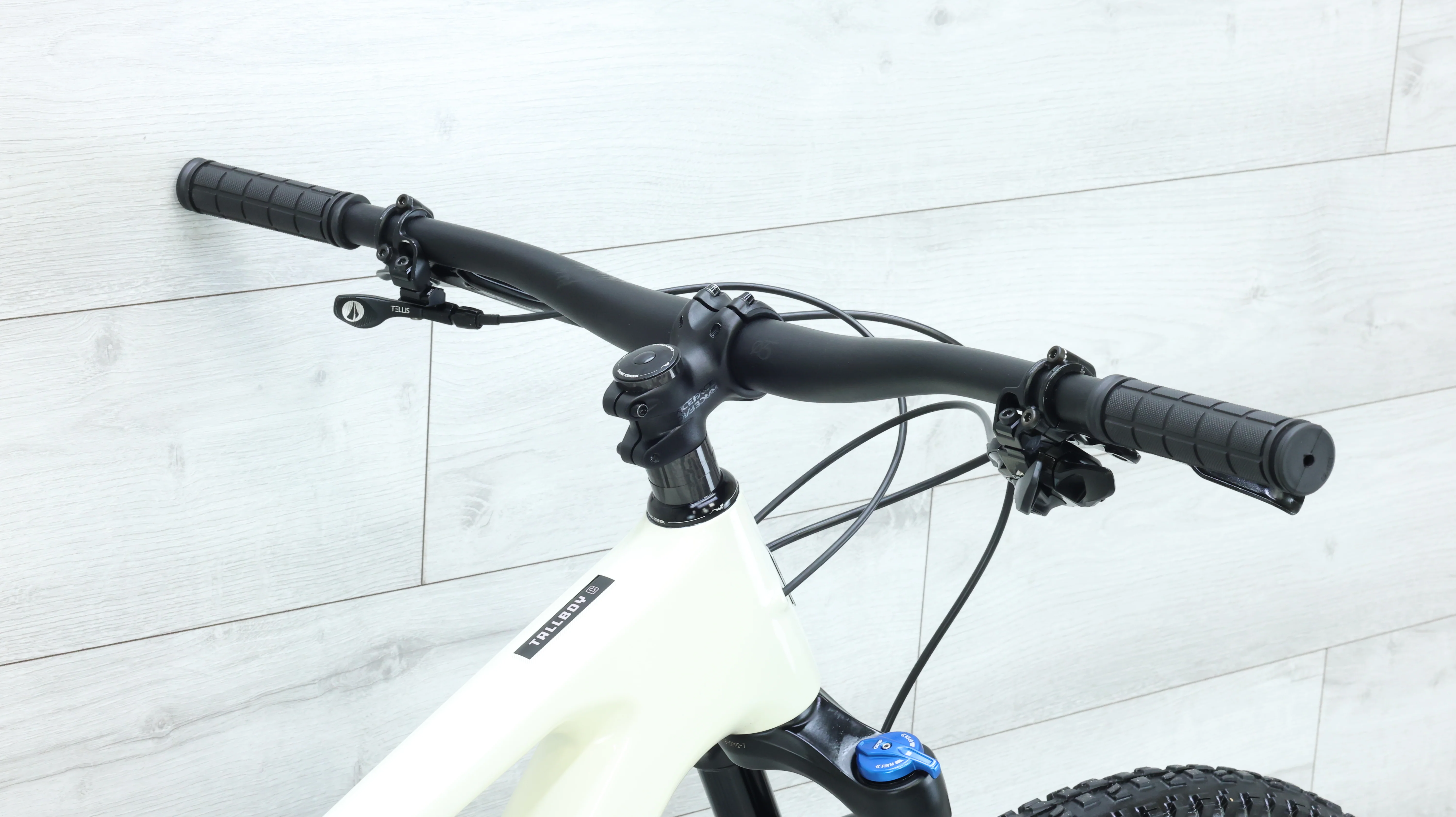 2021 Santa Cruz Tallboy Carbon R Mountain Bike - Large - Image 14