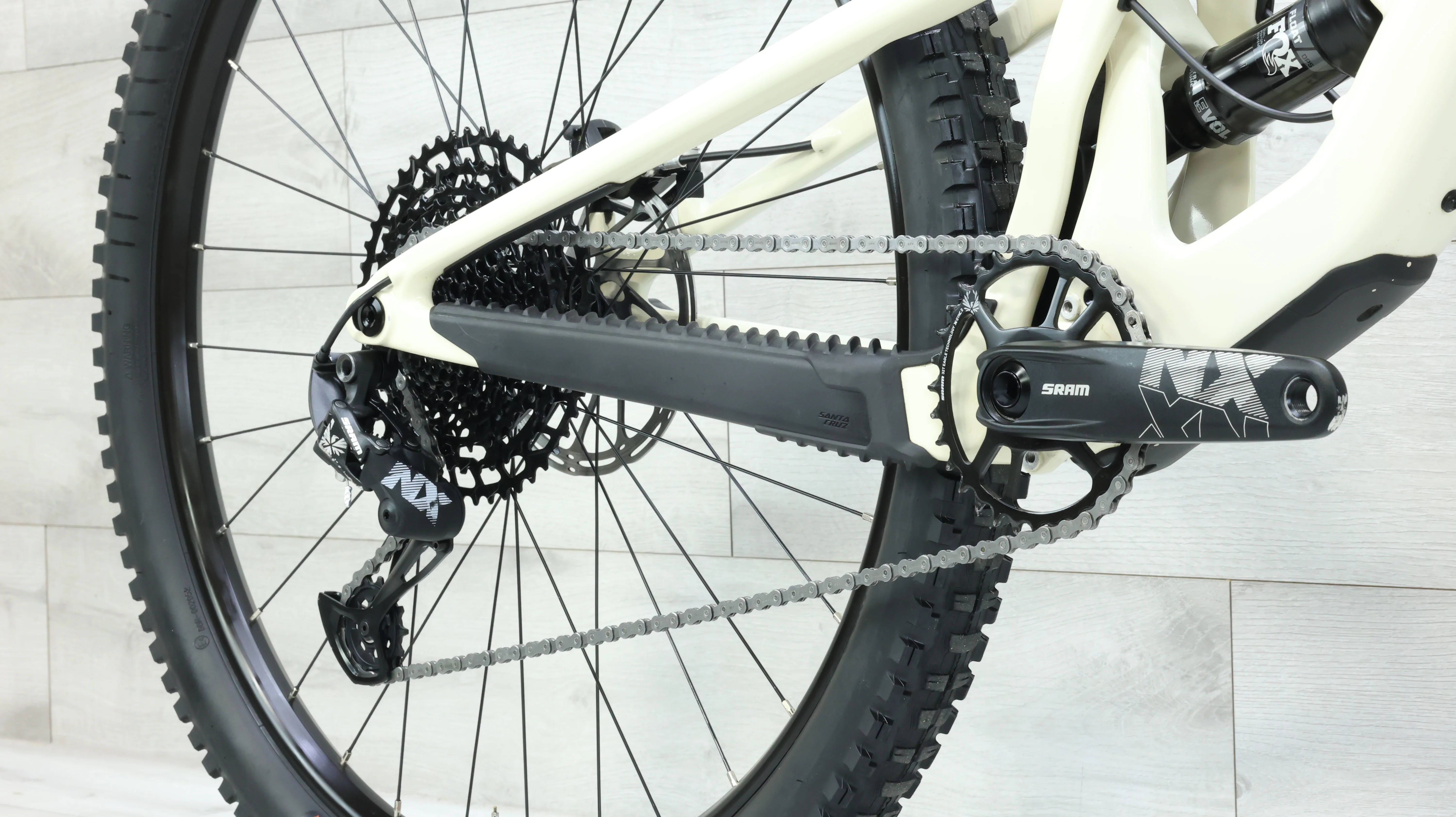 2021 Santa Cruz Tallboy Carbon R Mountain Bike - Large - Image 6