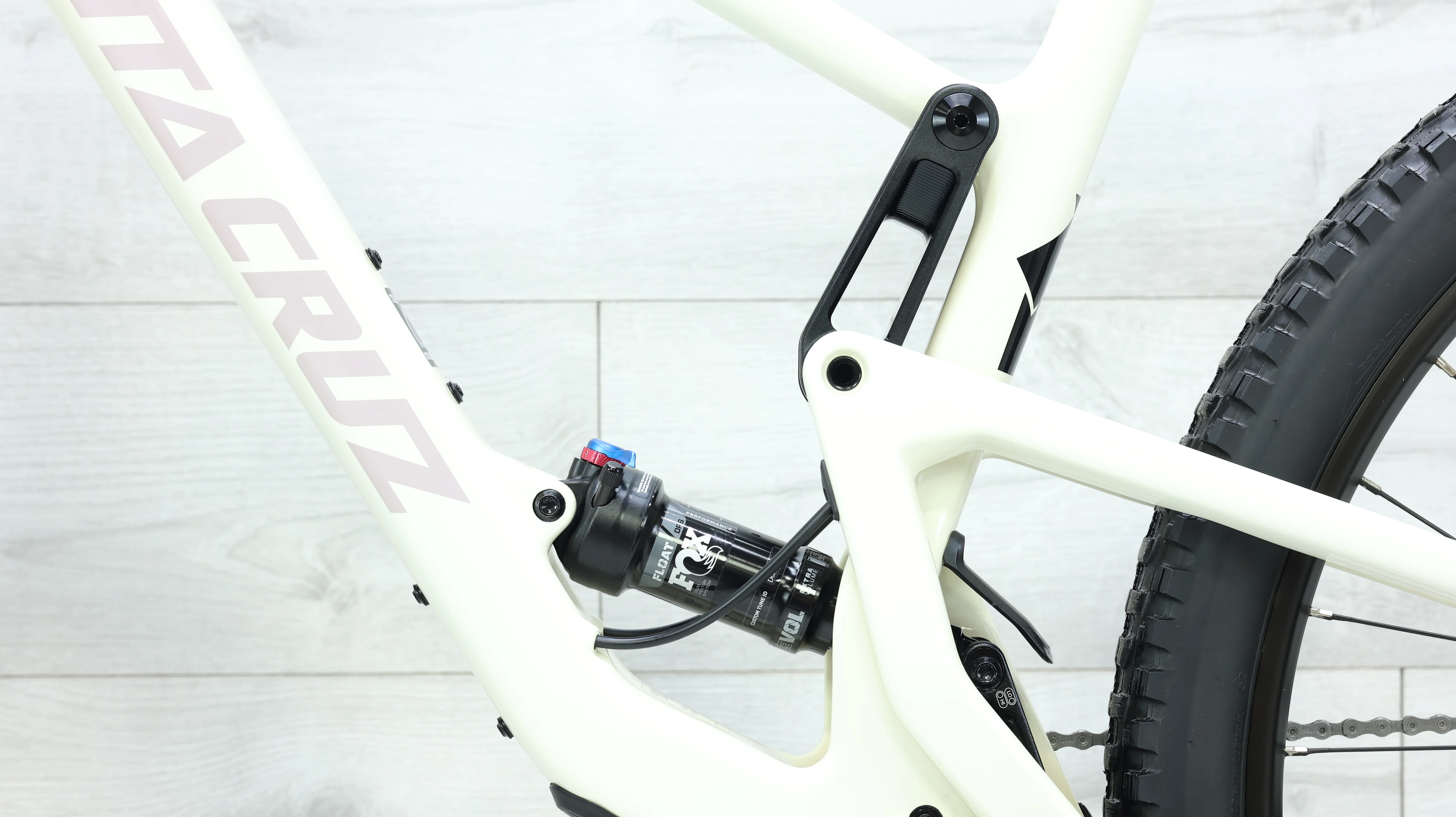 2021 Santa Cruz Tallboy Carbon R Mountain Bike - Large - Image 9