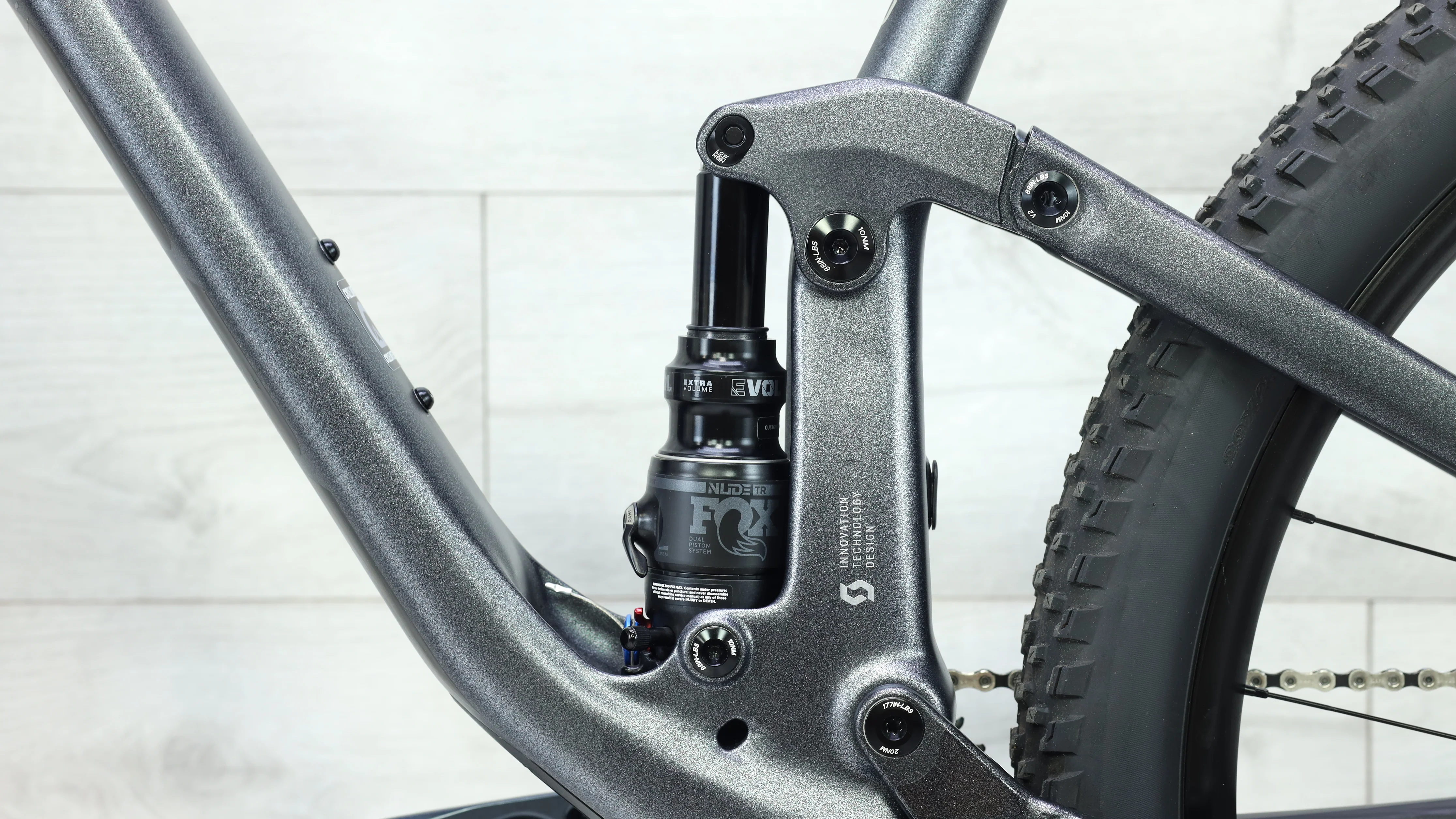 2021 Scott Genius 910 AXS Mountain Bike - Medium - Image 10