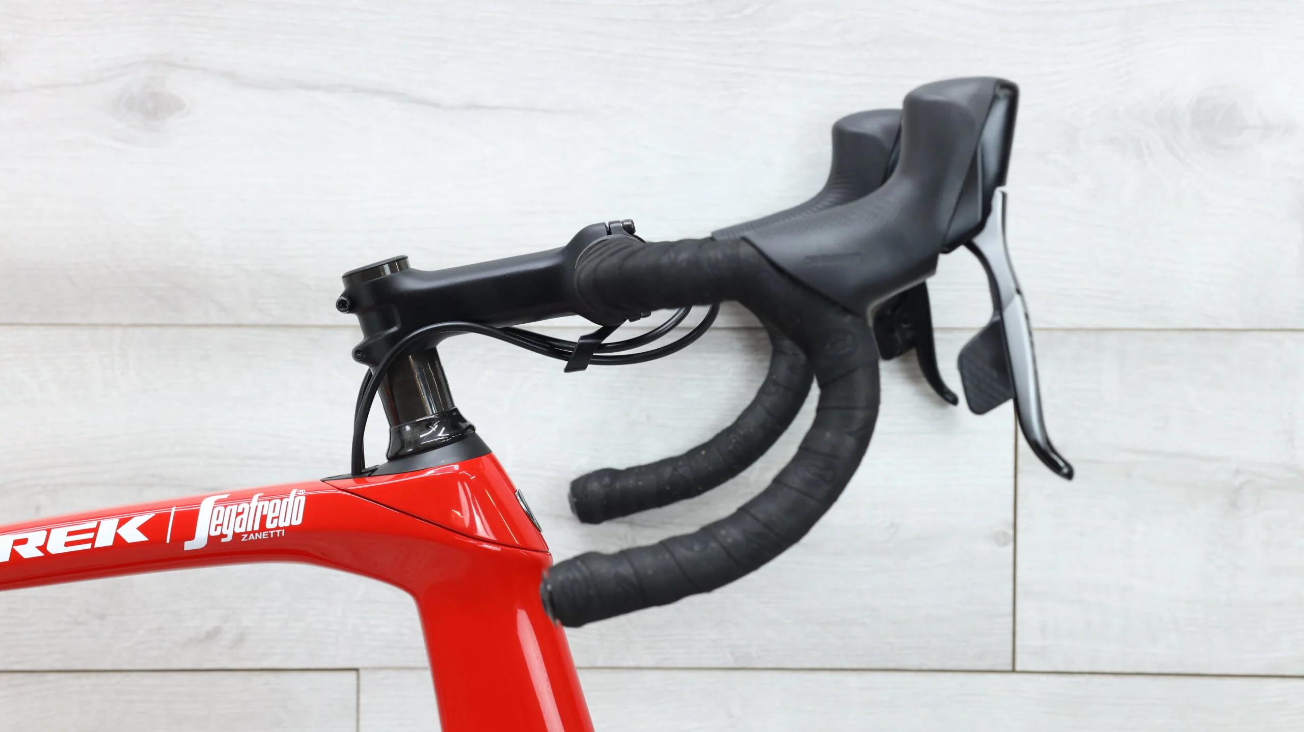 2021 Trek Domane SLR 7 eTap Road Bike - 62cm - Image 10