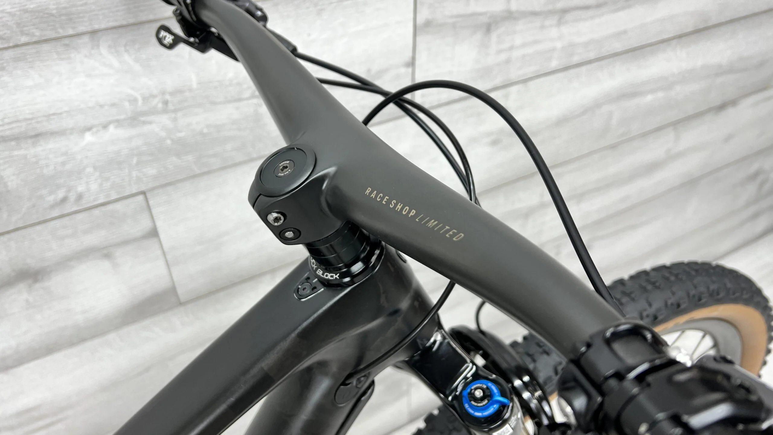 2021 Trek Fuel EX 9.8 Mountain Bike - Med/Large - Image 11