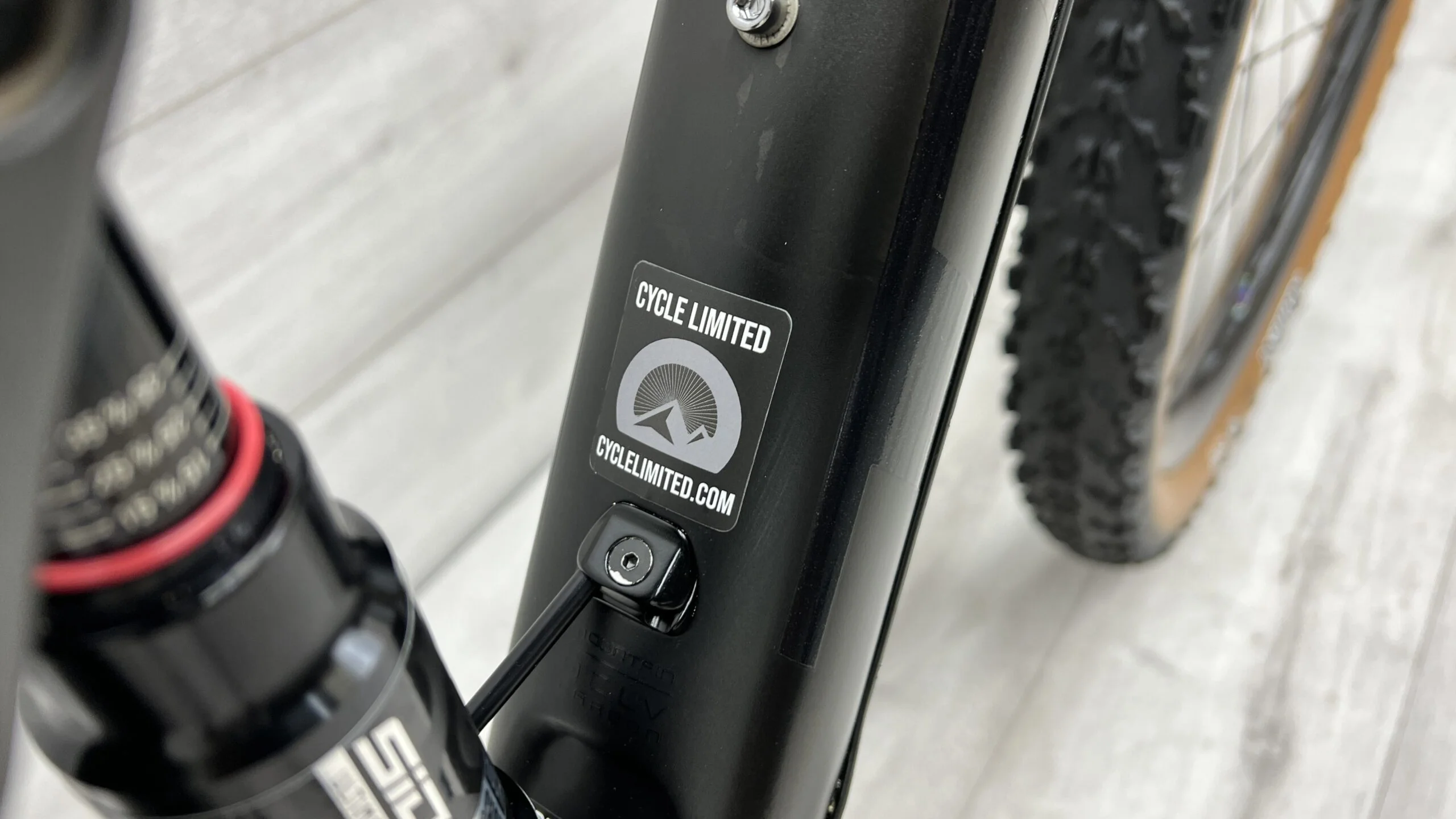2021 Trek Fuel EX 9.8 Mountain Bike - Med/Large - Image 3