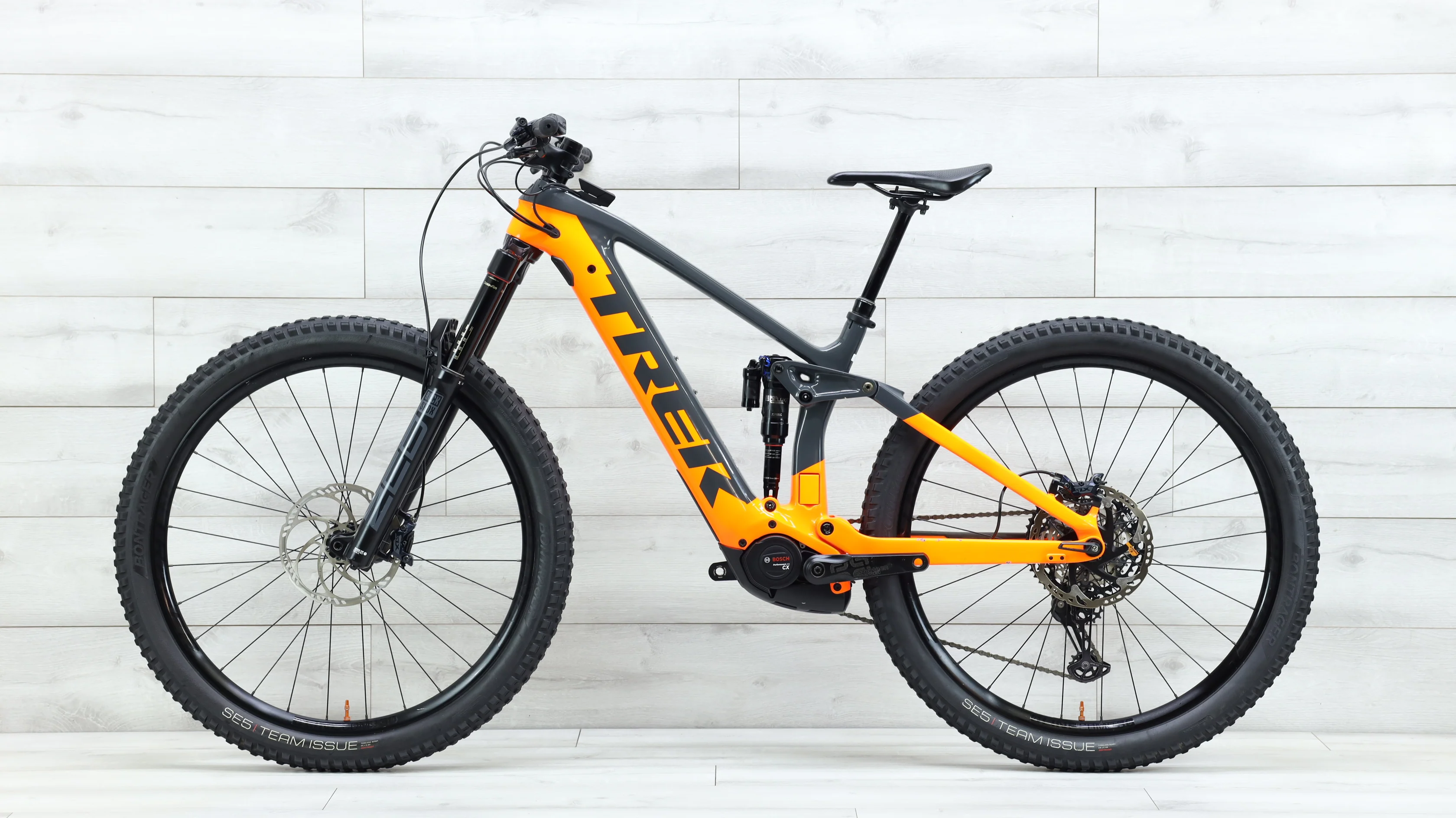 2021 Trek Rail 9.8 XT Mountain E-Bike - Medium - Image 2