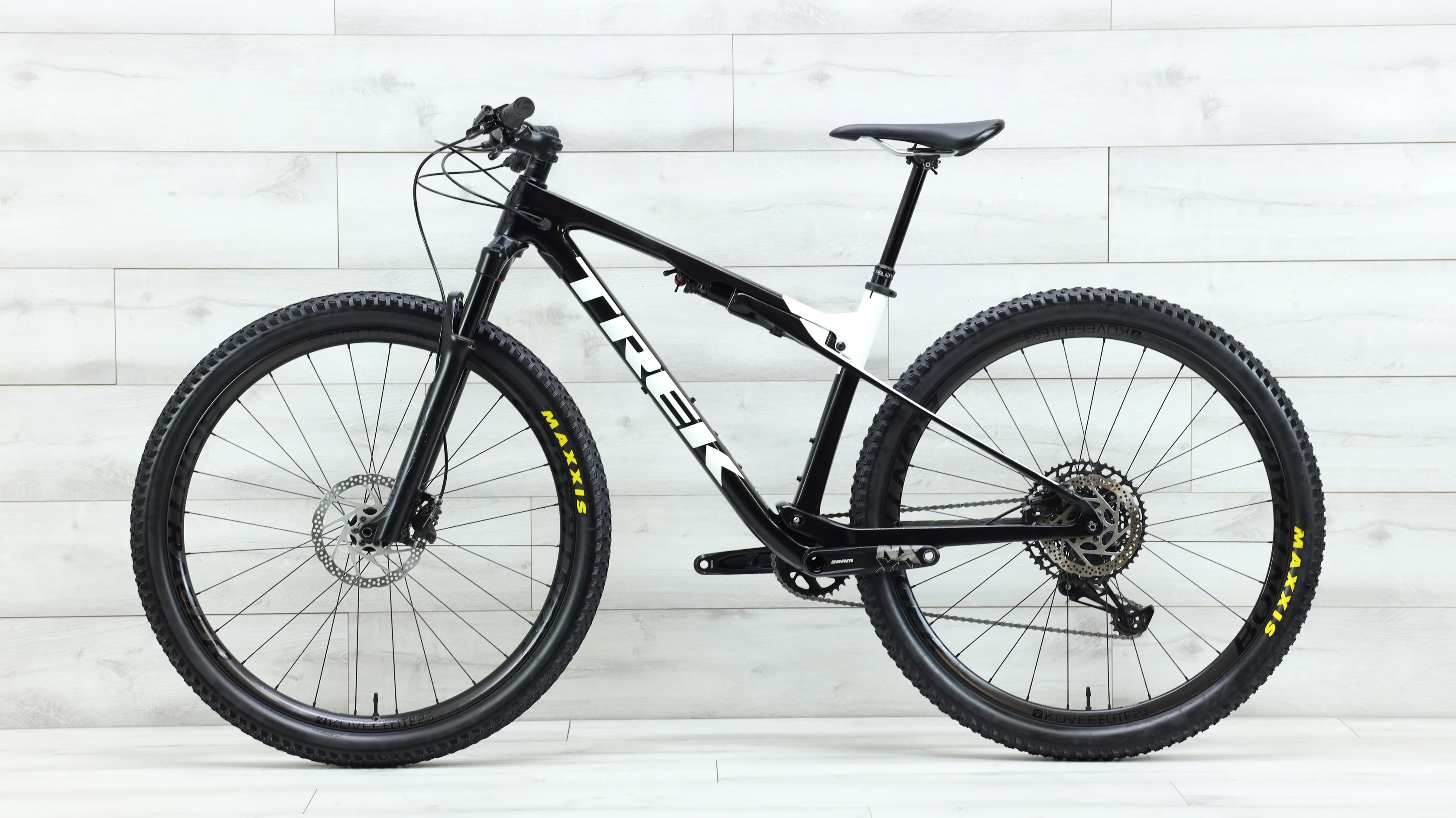 2021 Trek Supercaliber 9.7 Mountain Bike - Med/Large - Image 2