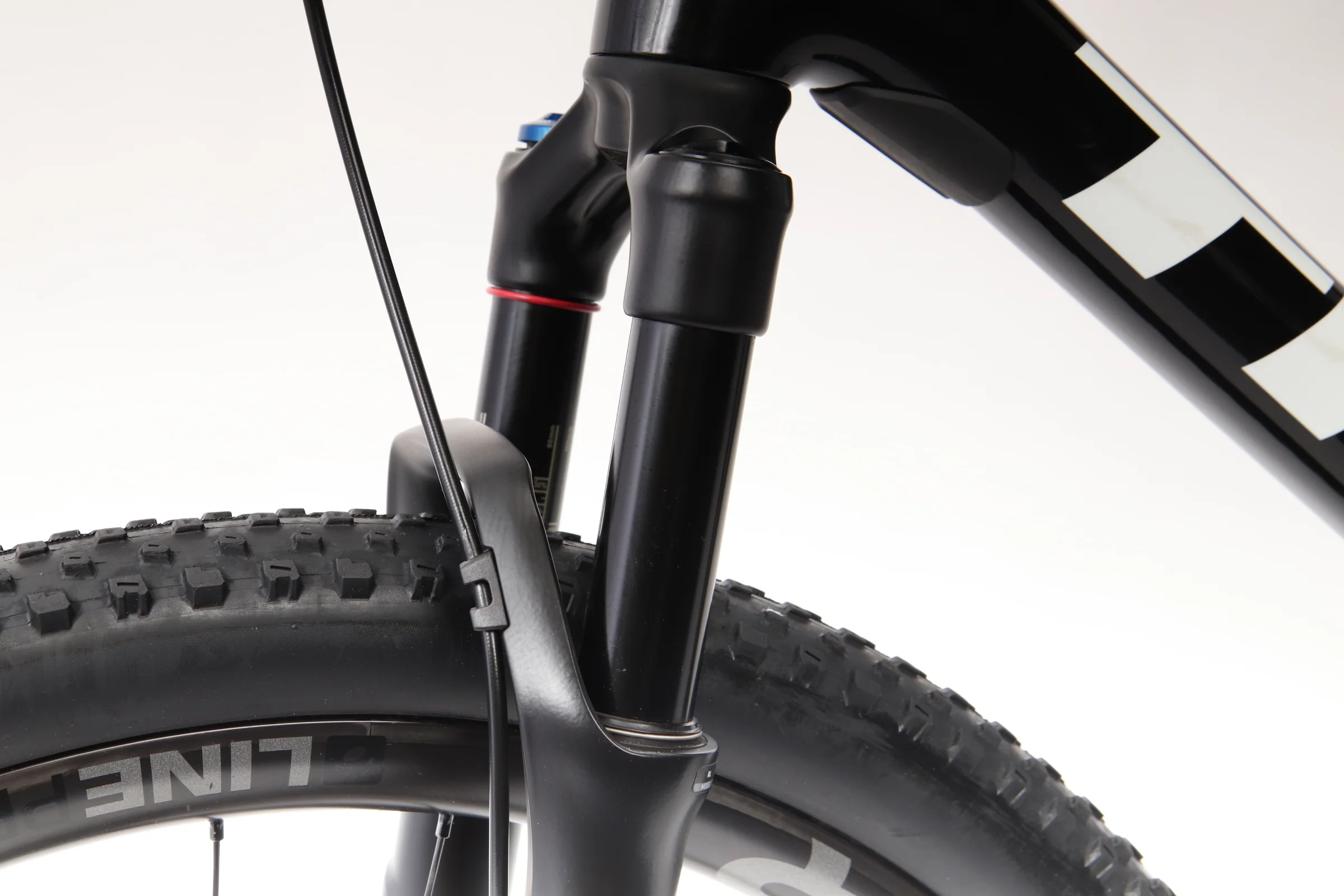 2021 Trek Supercaliber 9.7  Mountain Bike - X-Large - Image 9