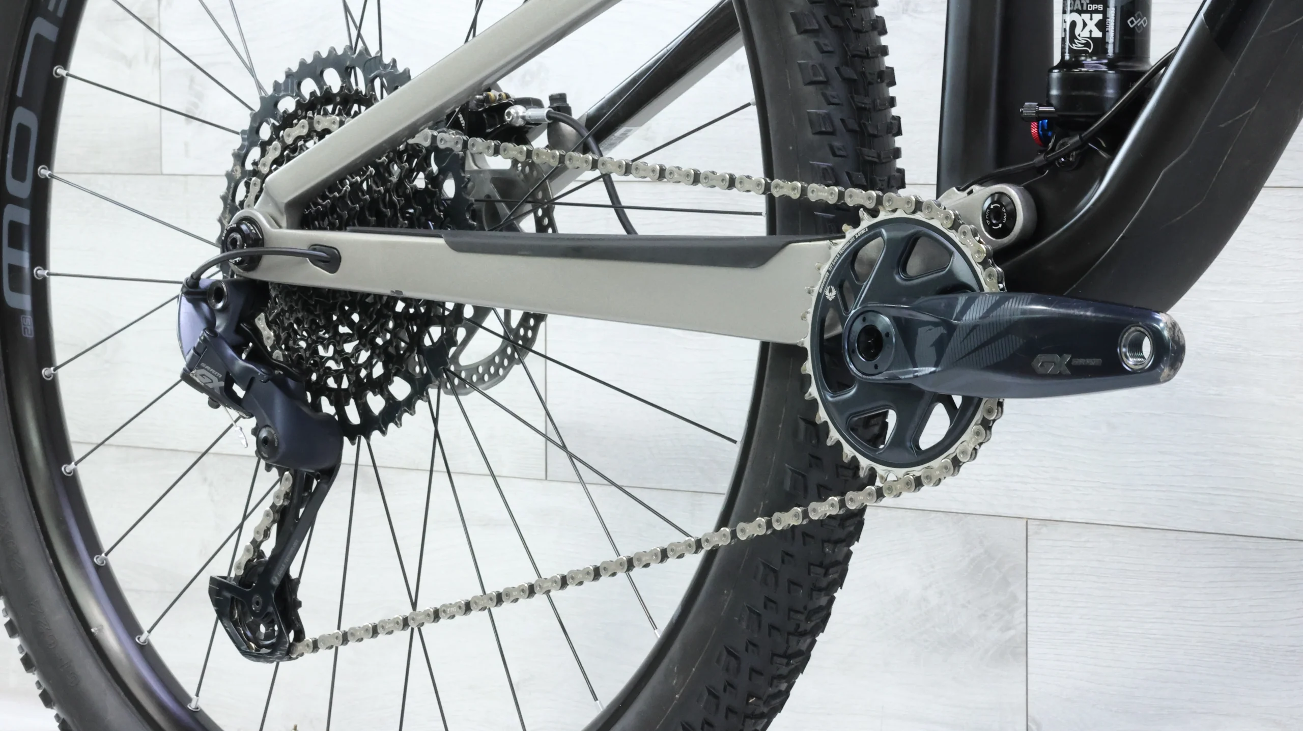 Trek Top Fuel 9 Mountain Bike - 2021, Medium - Image 6