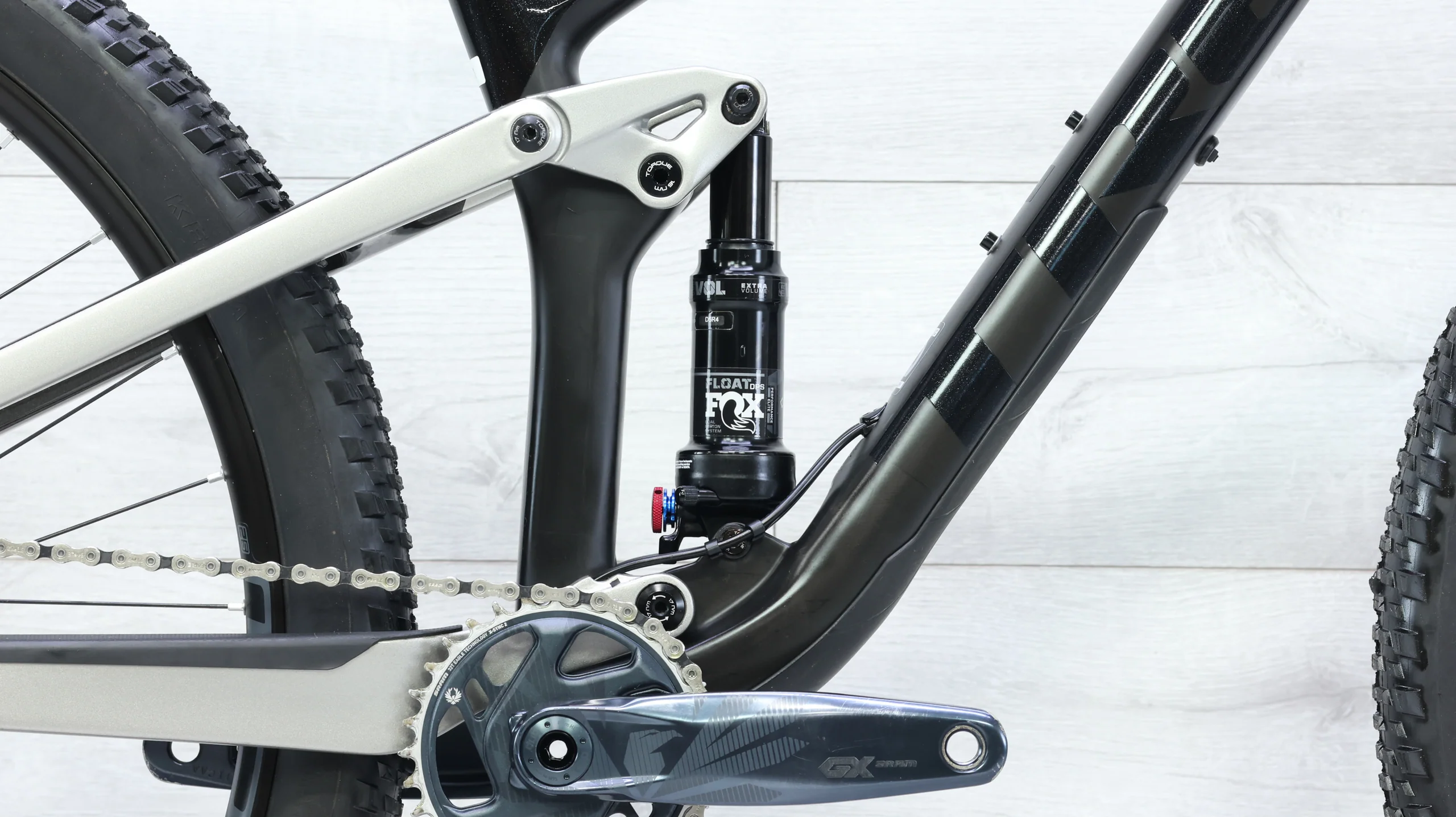 Trek Top Fuel 9 Mountain Bike - 2021, Medium - Image 8