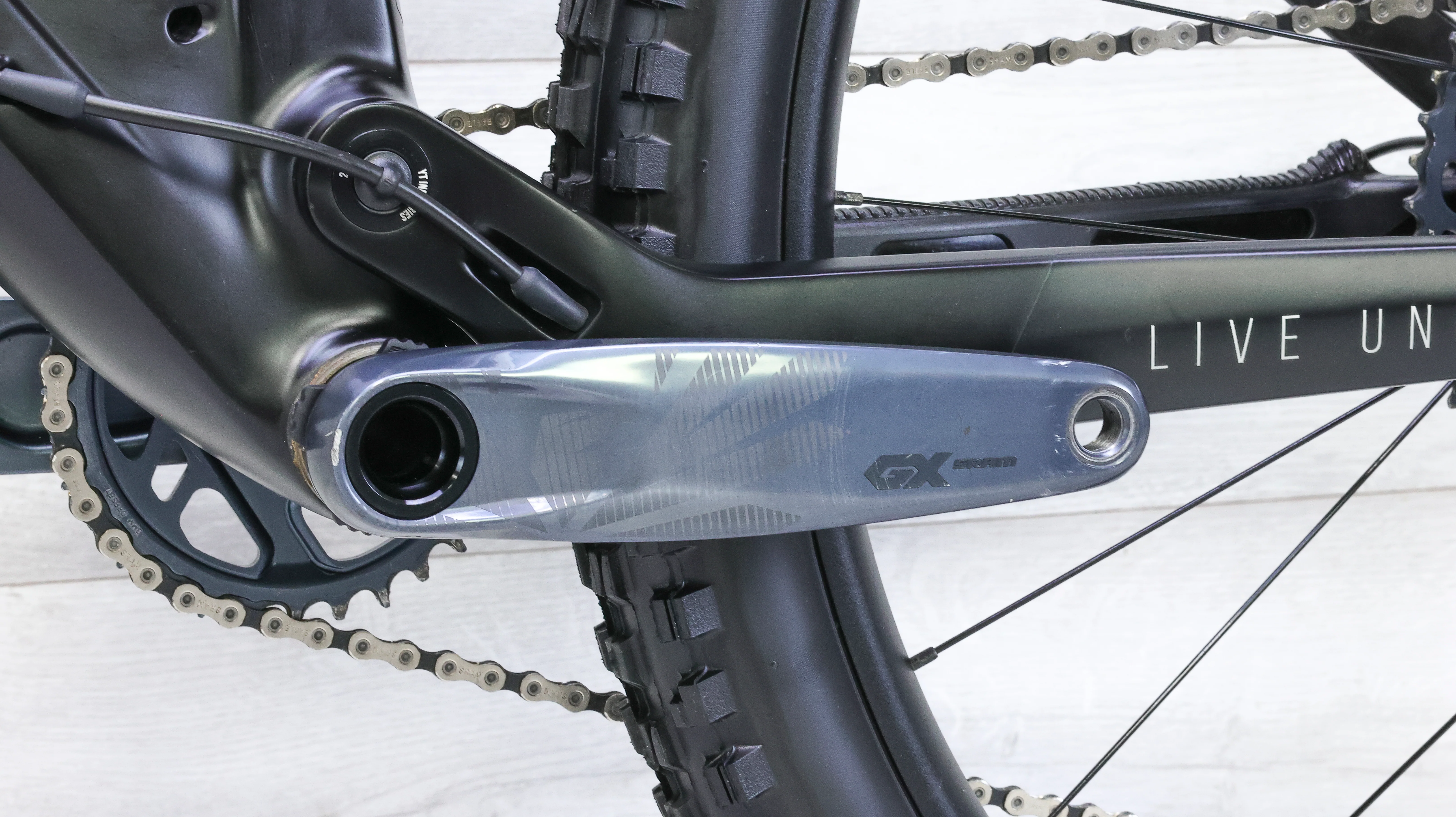 YT Izzo Pro 29 Mountain Bike - 2021, Large - Image 7