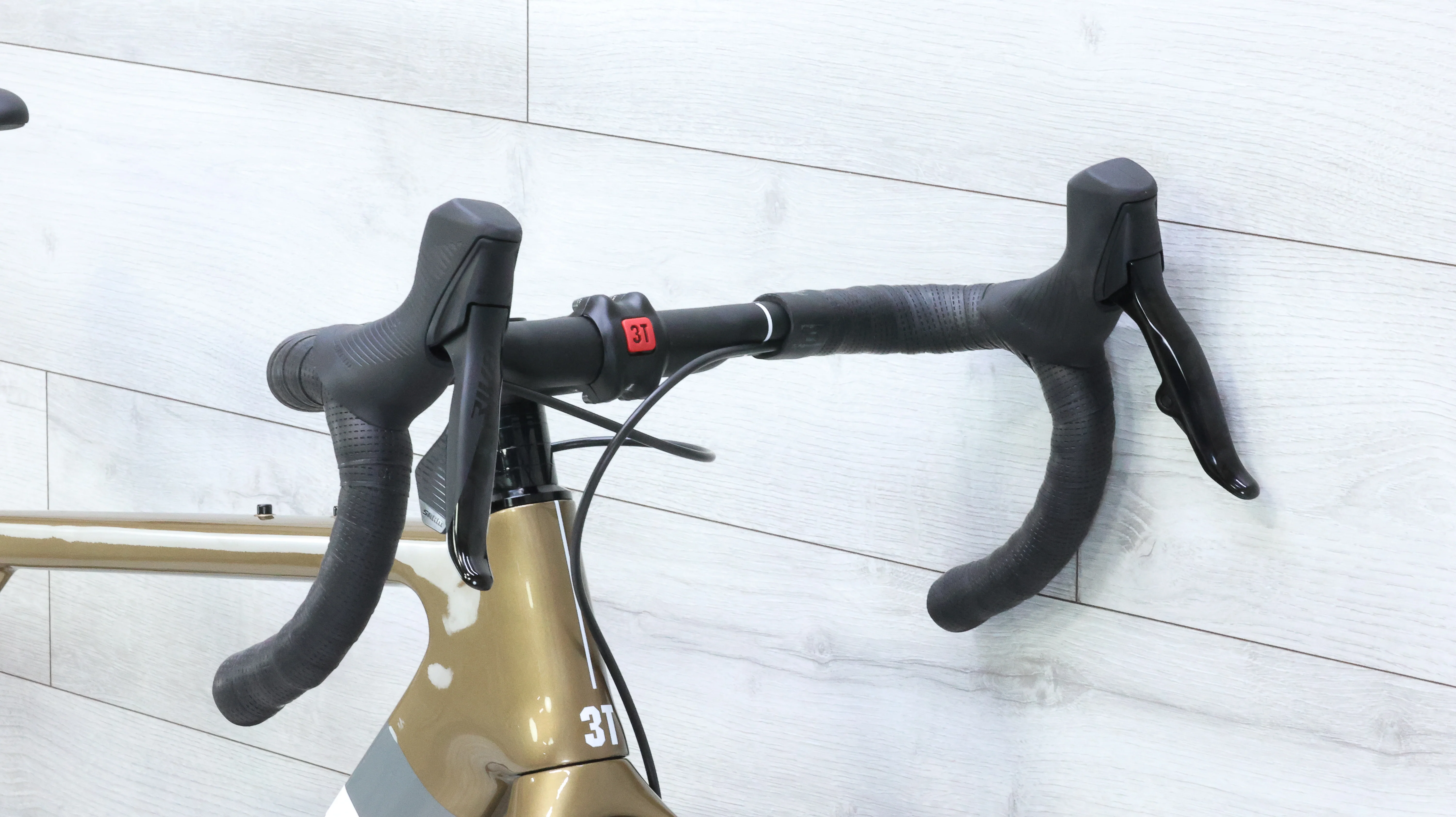 2022 3T Exploro Team Rival AXS Gravel Bike - Medium - Image 10