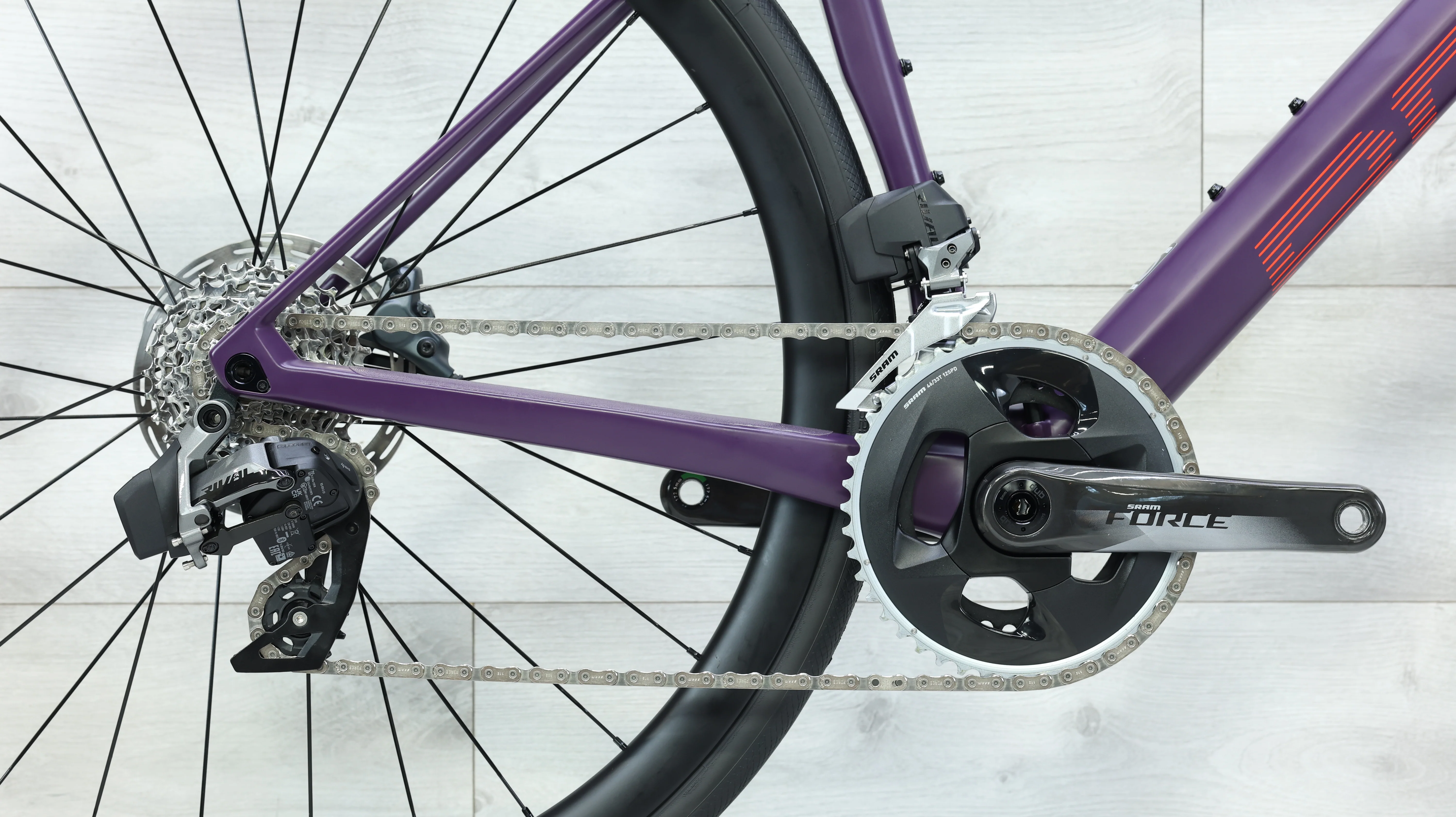2022 BMC Roadmachine 01 FOUR Road Bike - 56cm - Image 5