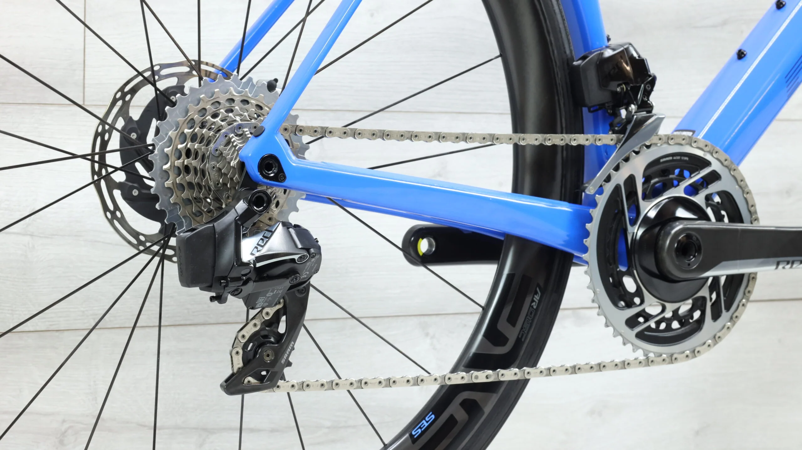 2022 Bmc Roadmachine 01 TWO P2P Road Bike - 61cm - Image 4