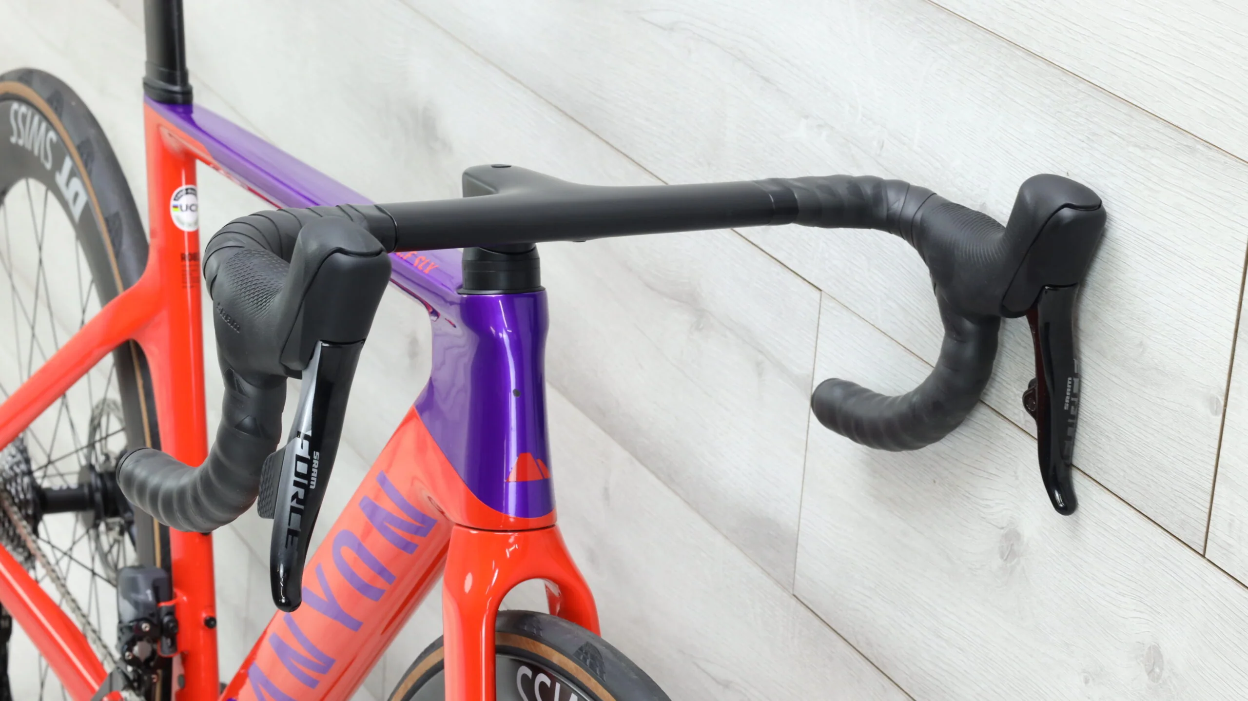 2022 Canyon Aeroad CF SLX 8 Disc eTap Road Bike - Small - Image 7