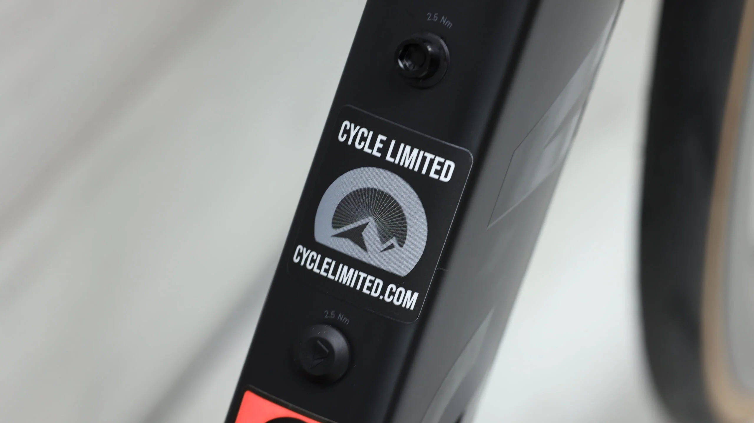 2022 Canyon Aeroad CFR EPS  Road bike - Small - Image 3