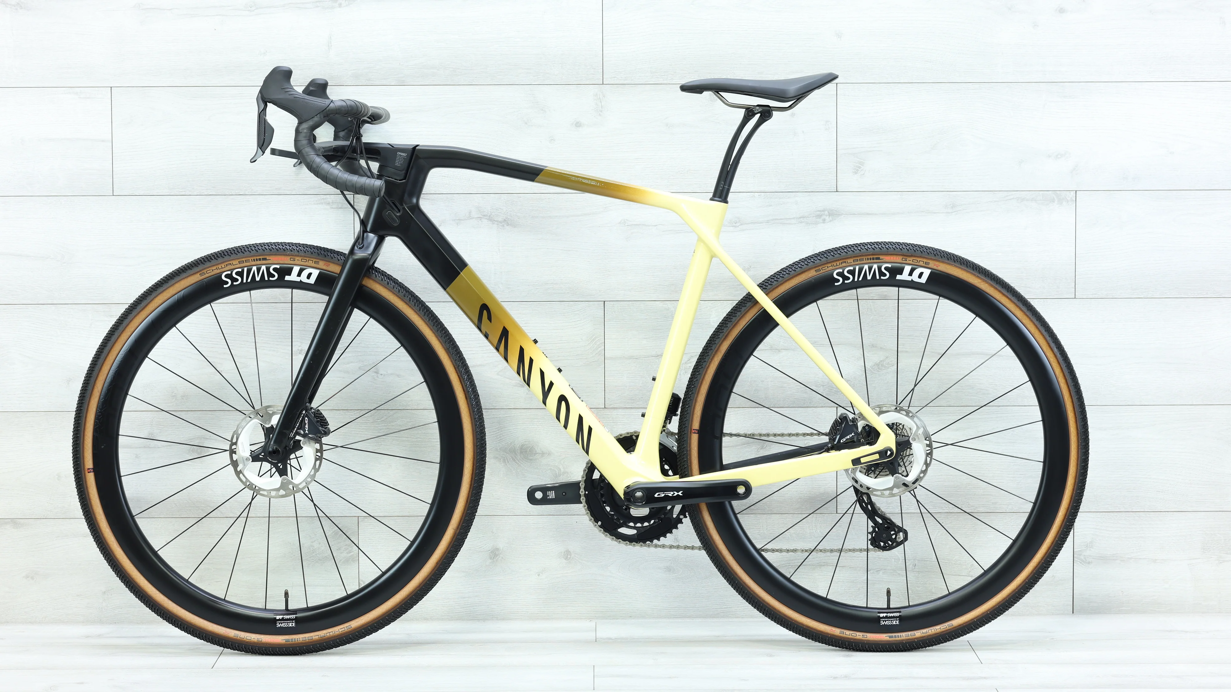 Canyon Grail CF SLX 8 Di2 Gravel Bike - 2022, Medium - Image 2