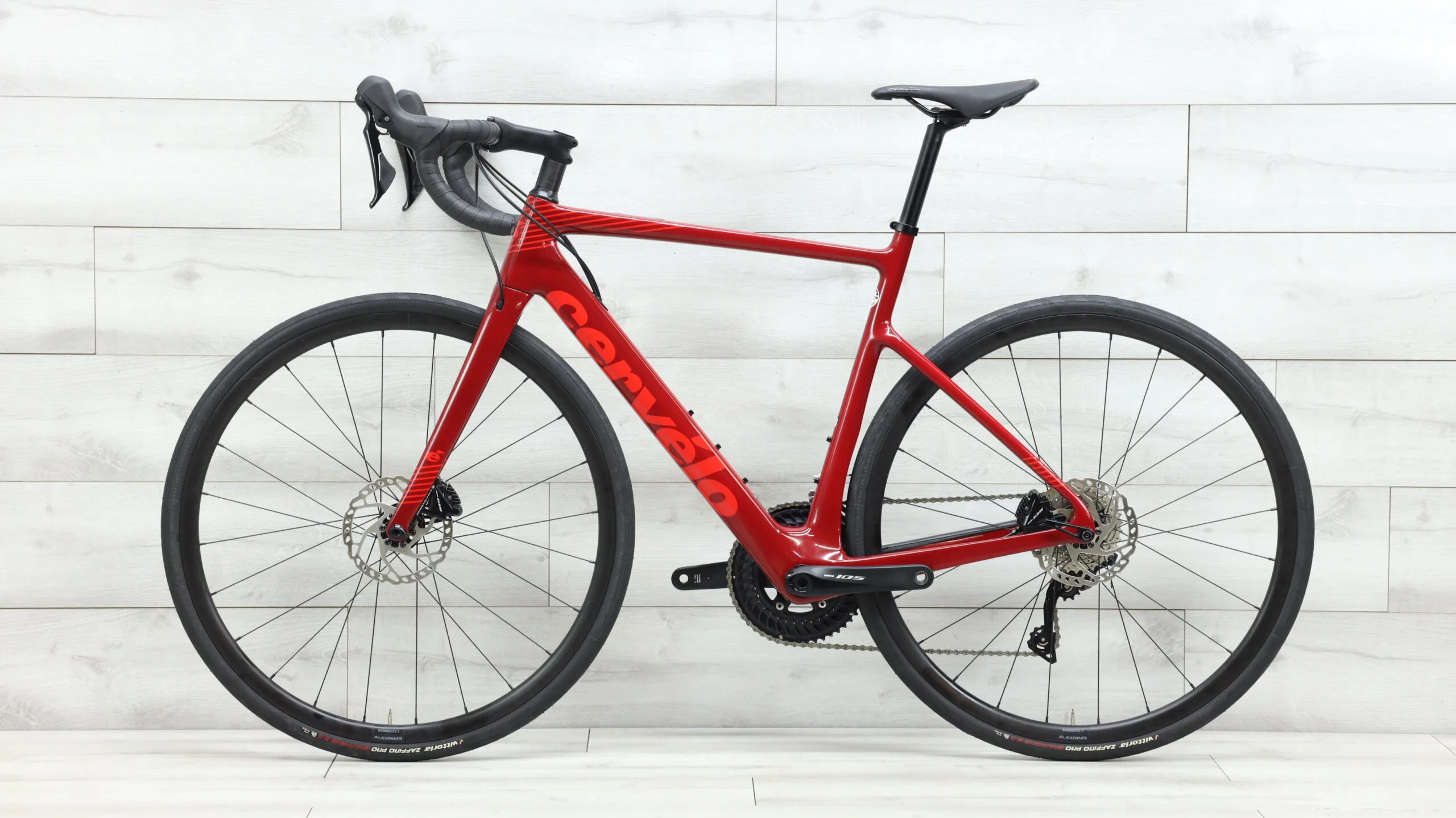 2022 Cervelo Caledonia 105  Road Bike - 54cm - Image 2
