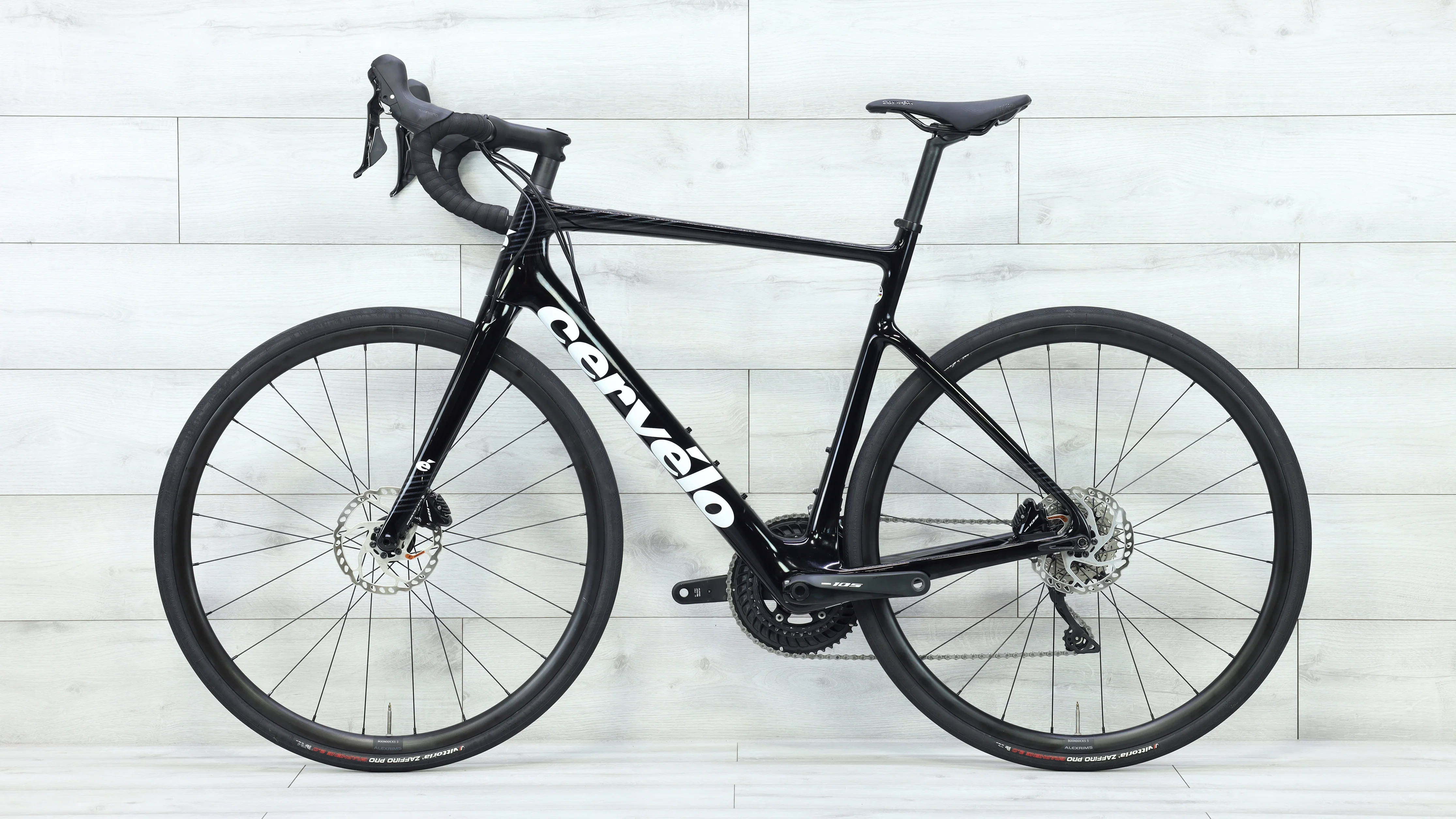 2022 Cervelo Caledonia 105 Road Bike - 56cm - Image 2