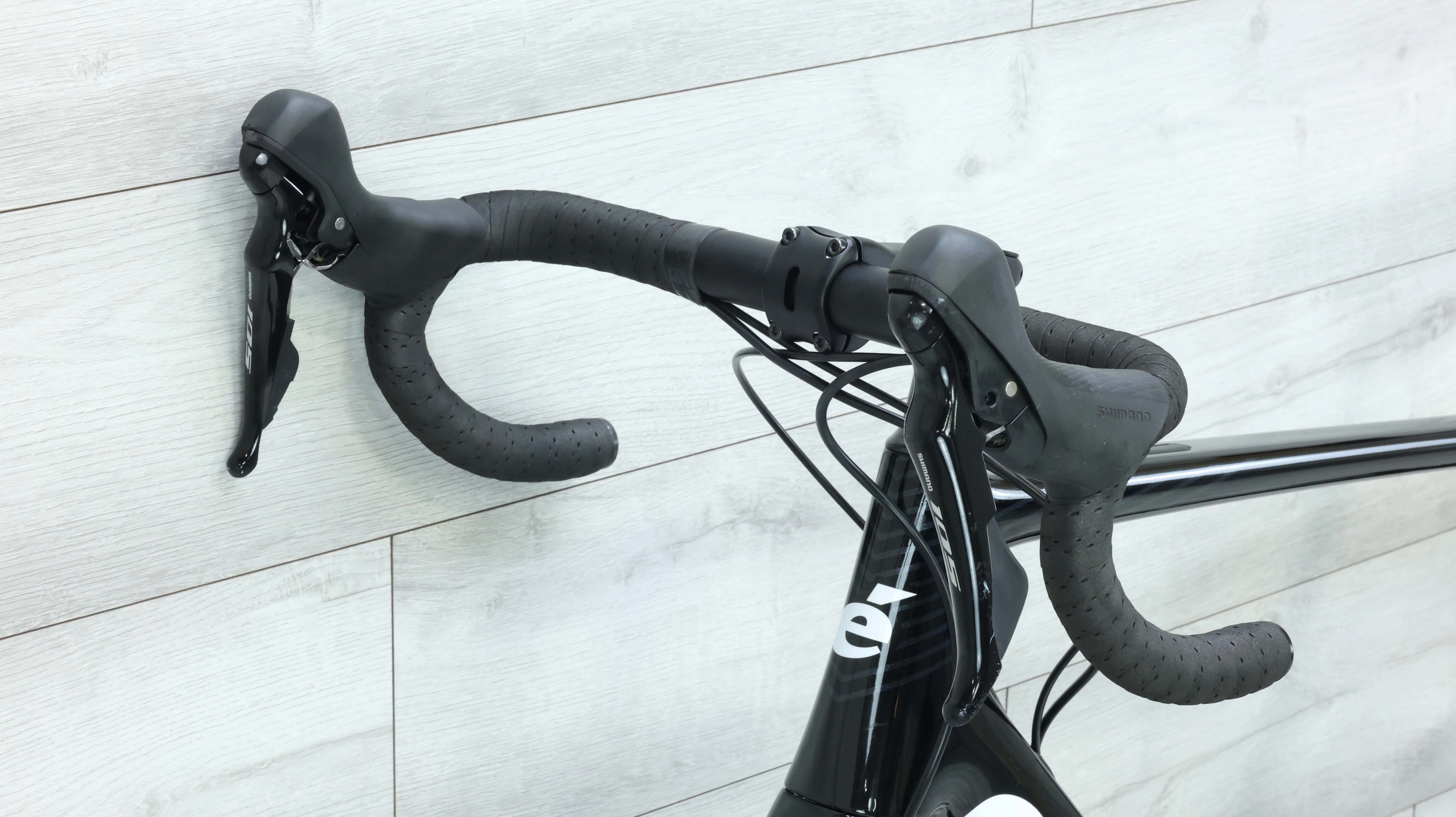 2022 Cervelo Caledonia 105 Road Bike - 56cm - Image 11