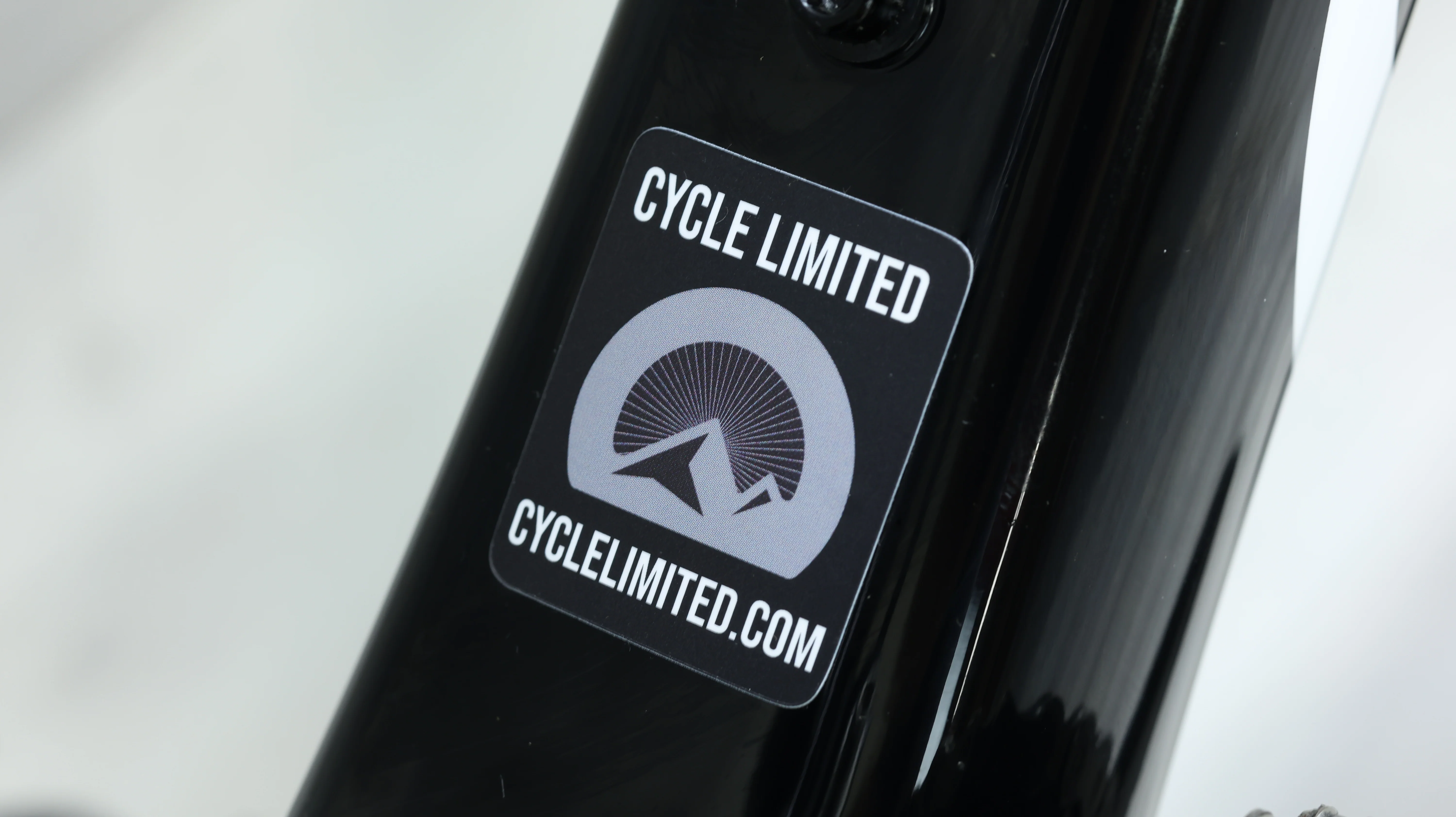 2022 Cervelo Caledonia 105 Road Bike - 56cm - Image 3