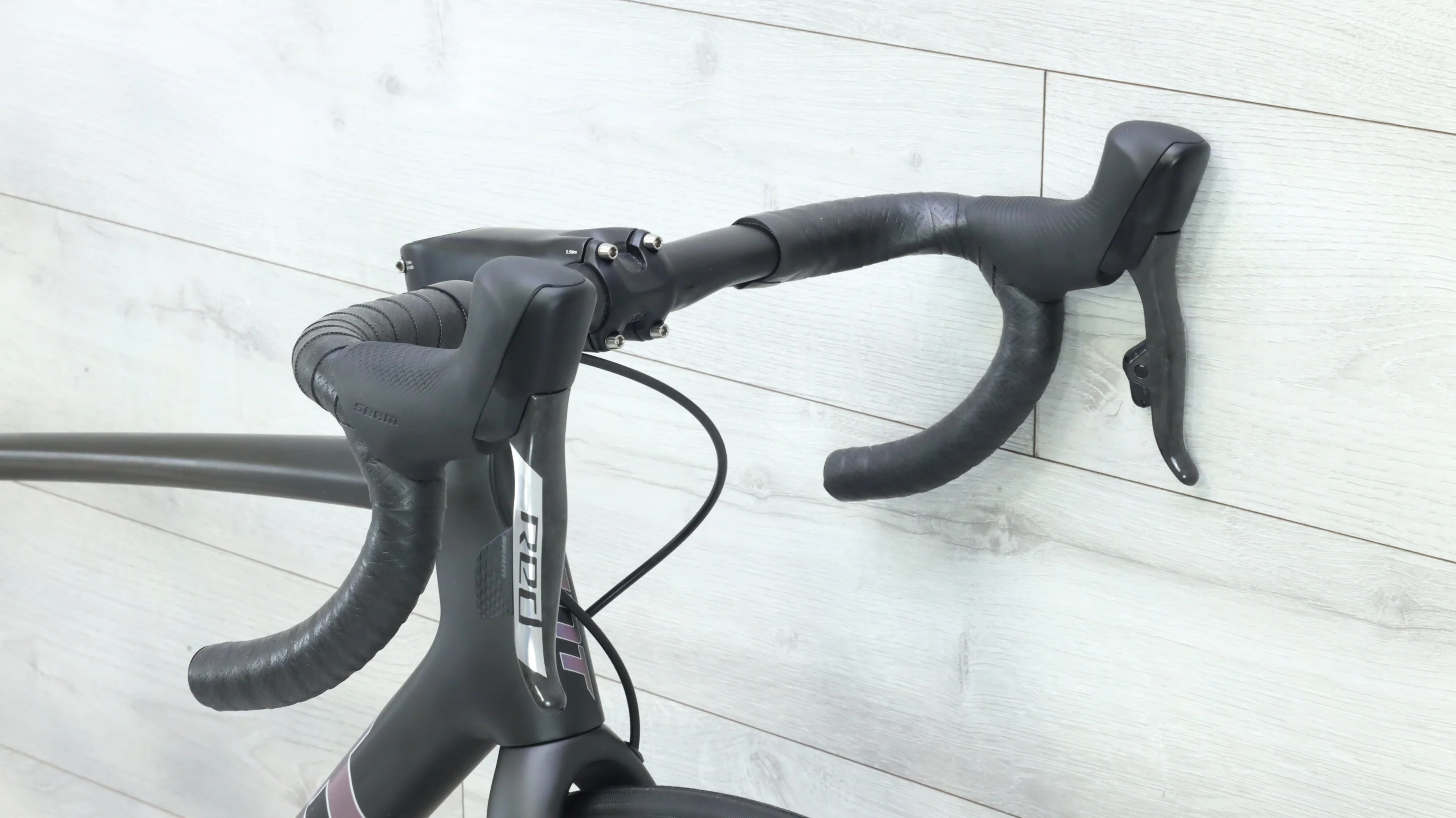 2022 Giant TCR Advanced SL Disc 0 RED Road Bike - Medium - Image 7