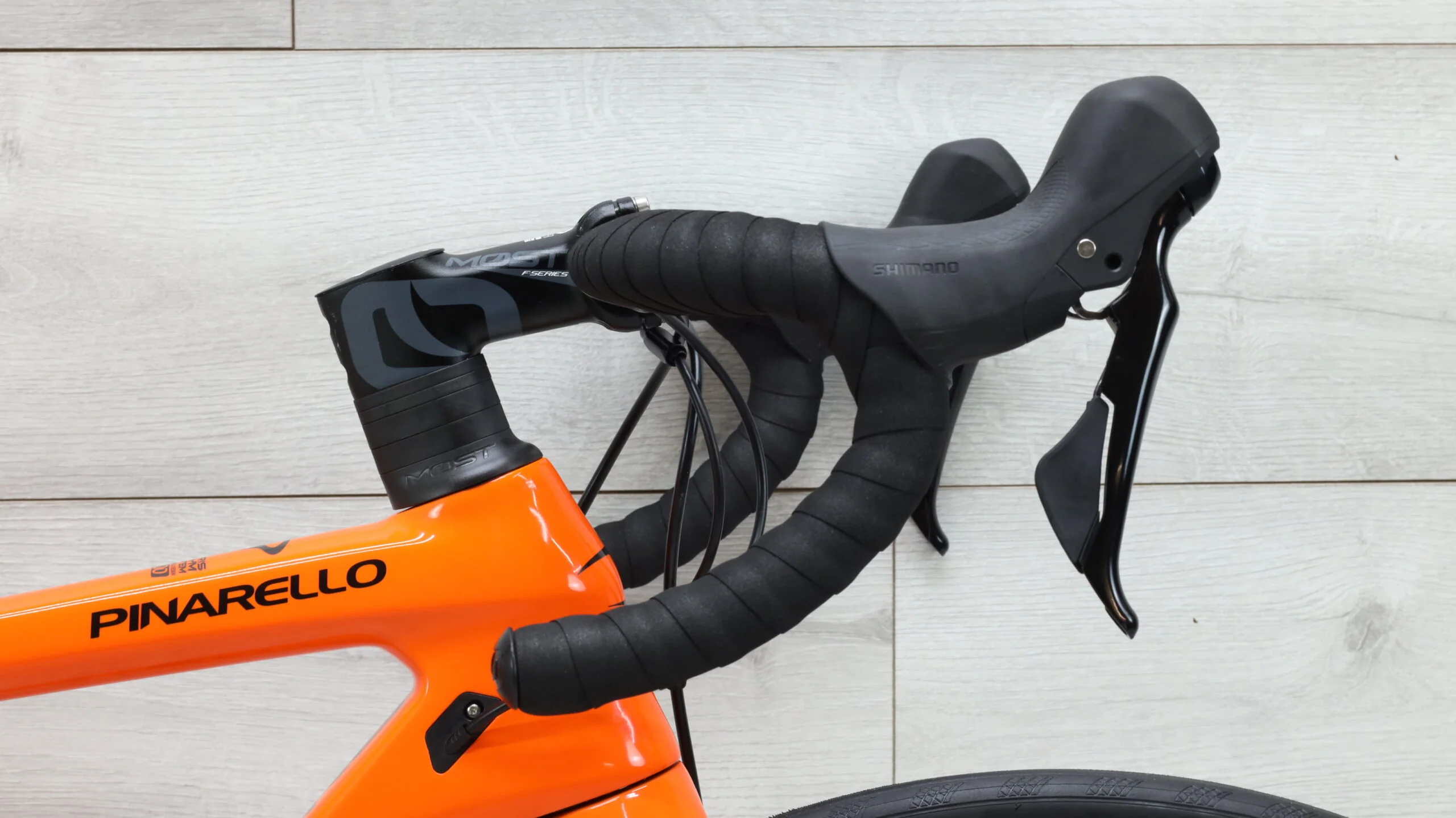 2022 Pinarello Paris Road Bike - 46cm - Image 12