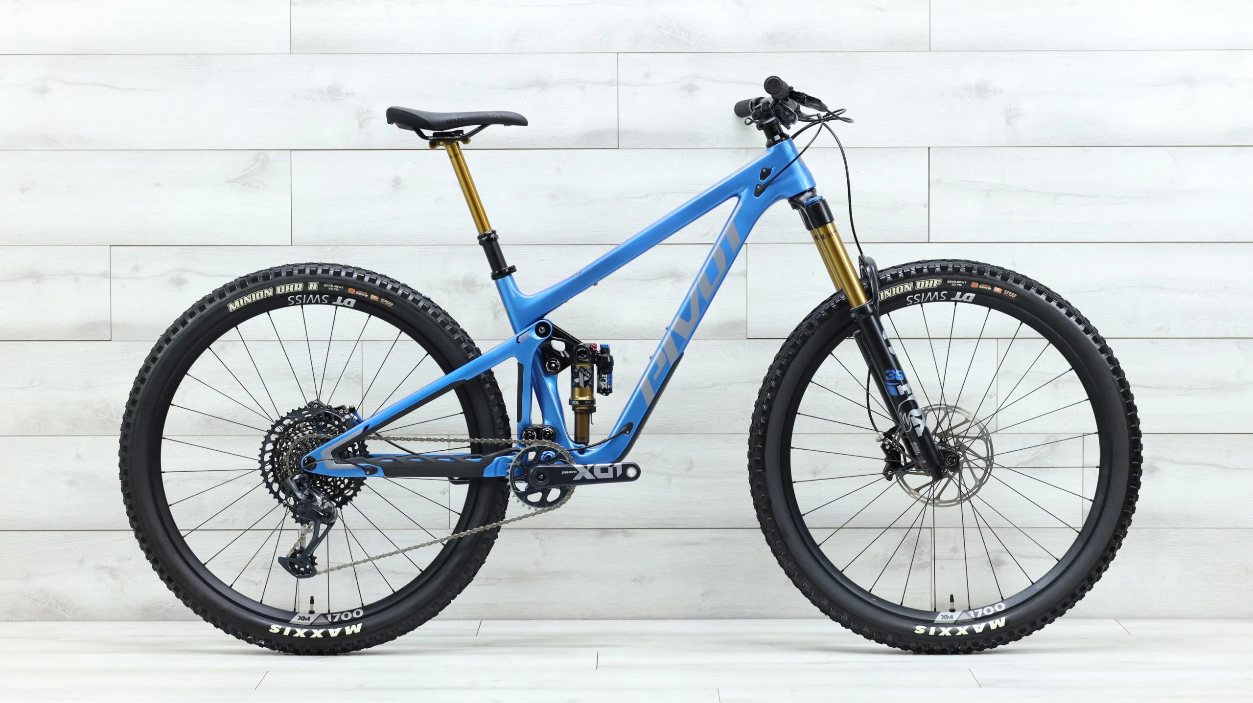 2022 Pivot Switchblade Pro X01 Mountain Bike - Medium