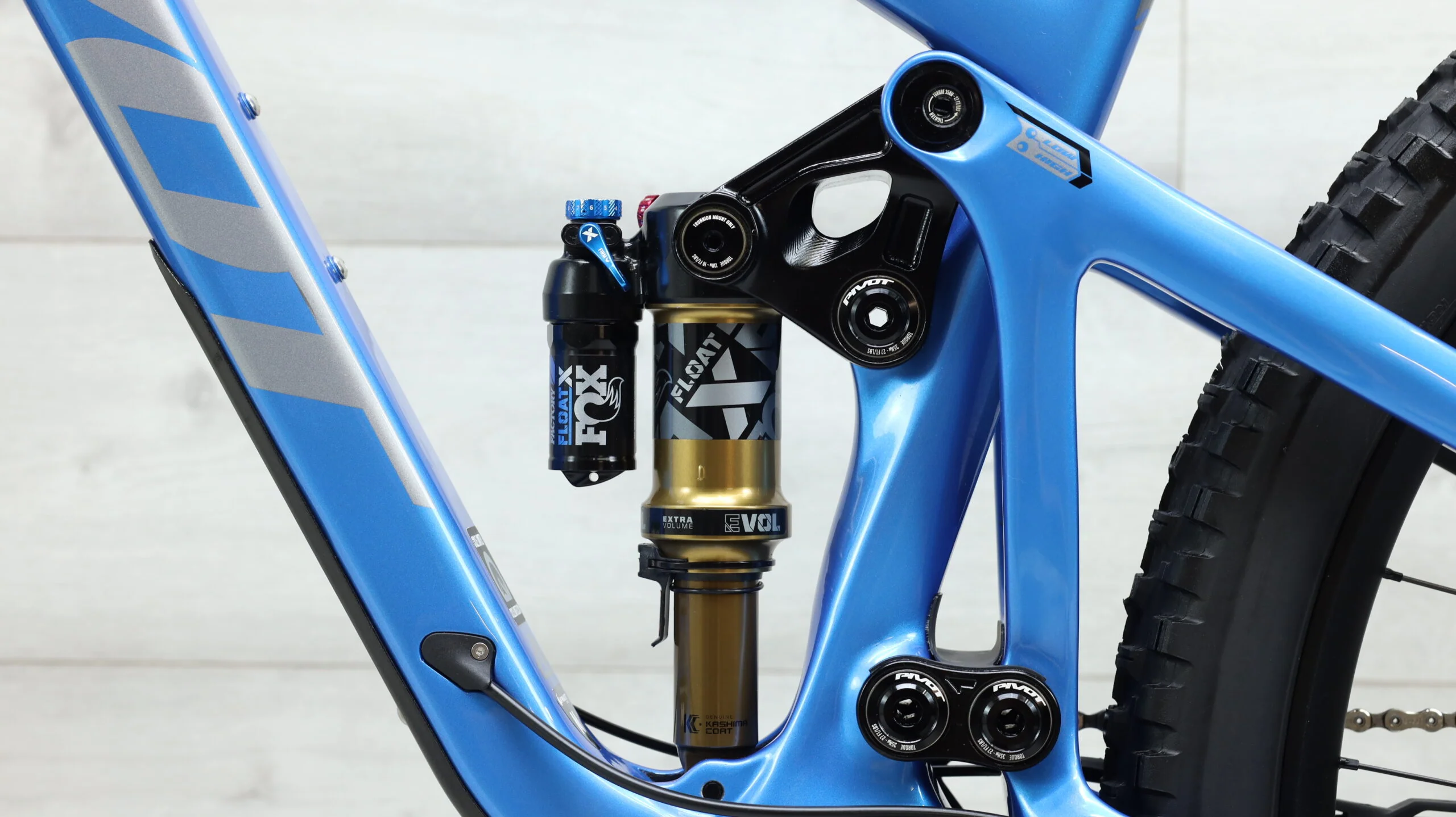 2022 Pivot Switchblade Pro X01 Mountain Bike - Medium - Image 10