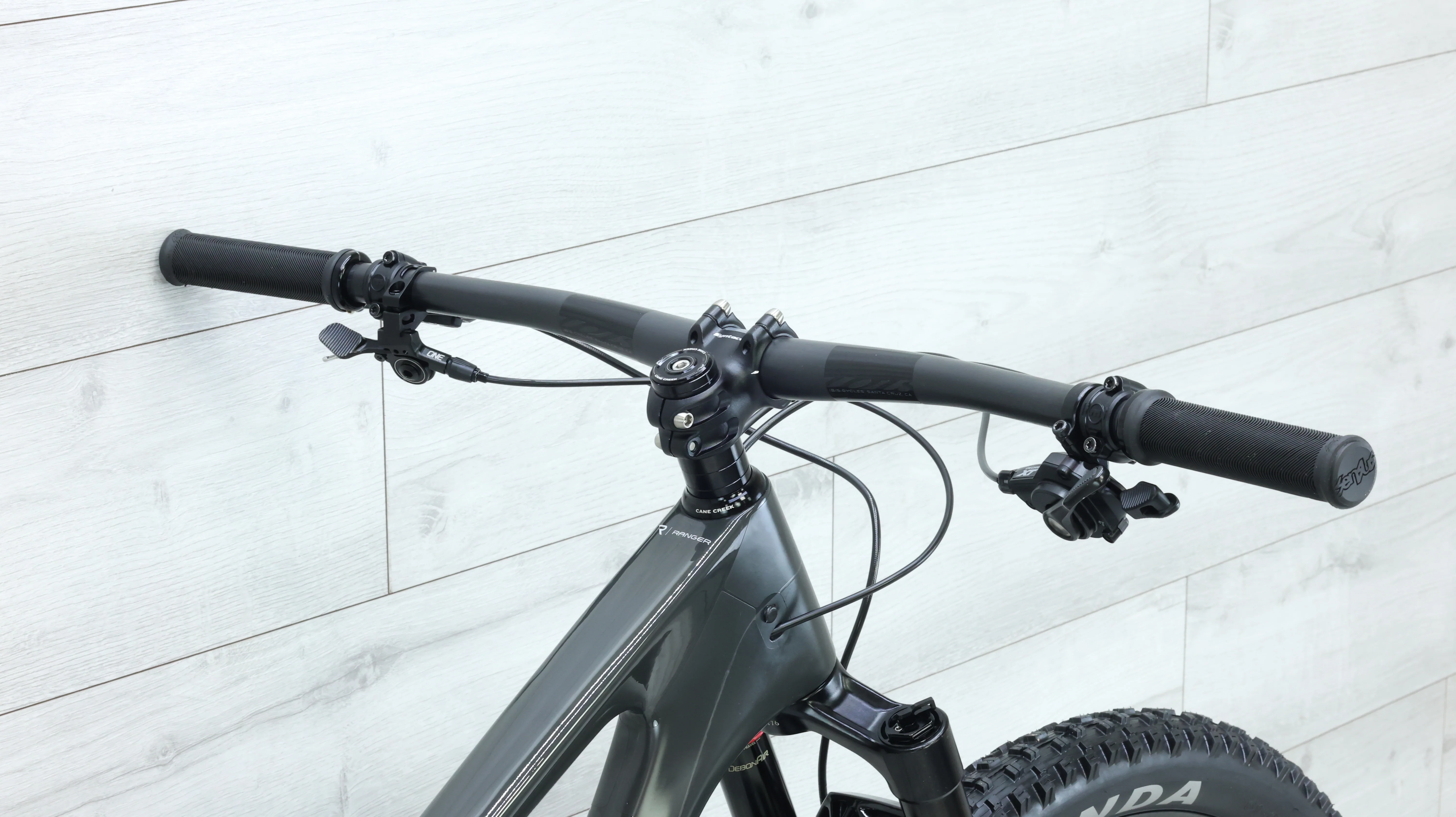 2022 Revel Ranger XT Mountain Bike - Large - Image 12