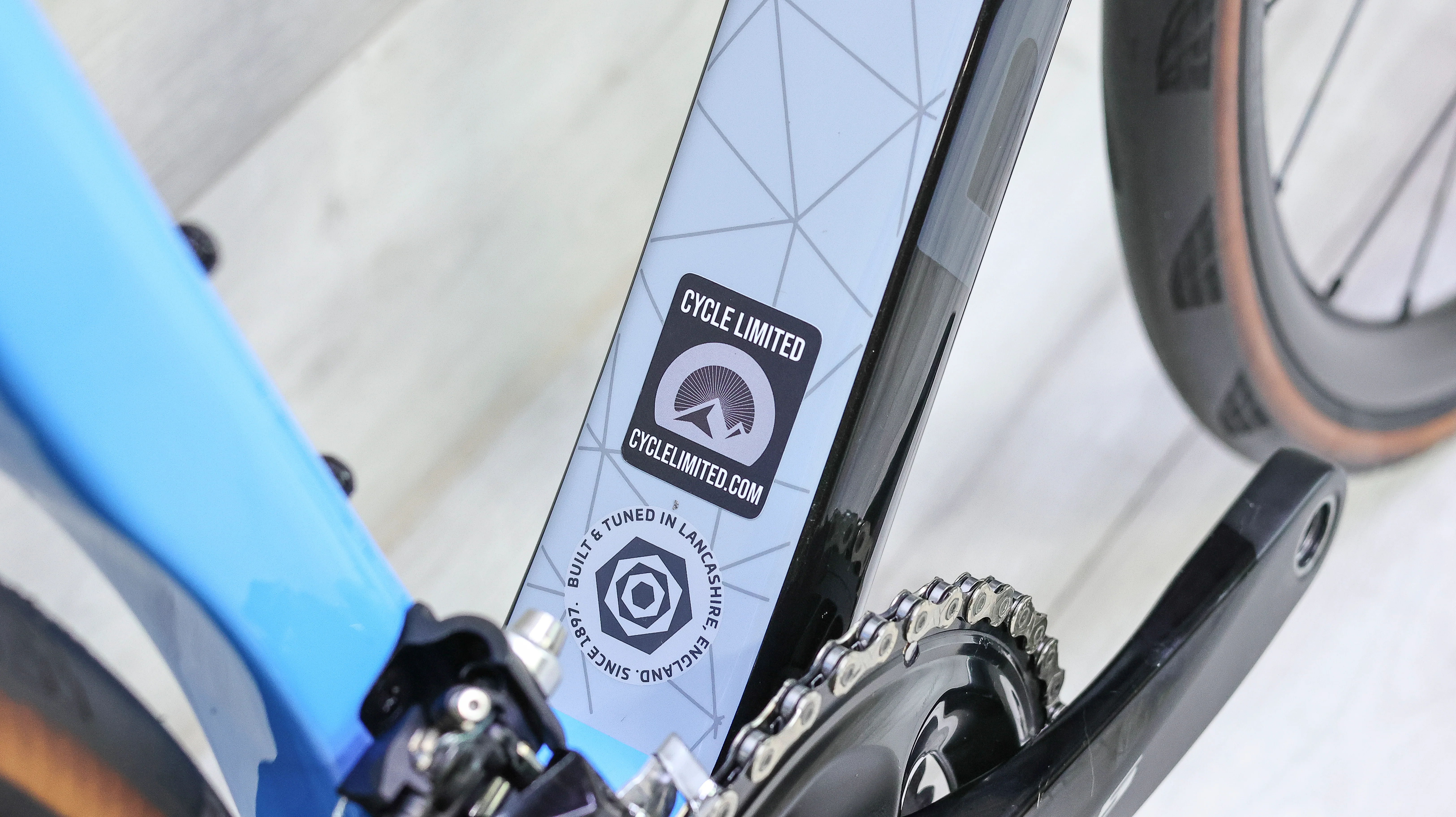 Ribble Endurance SL Disc Road Bike - 2022, Small - Image 3