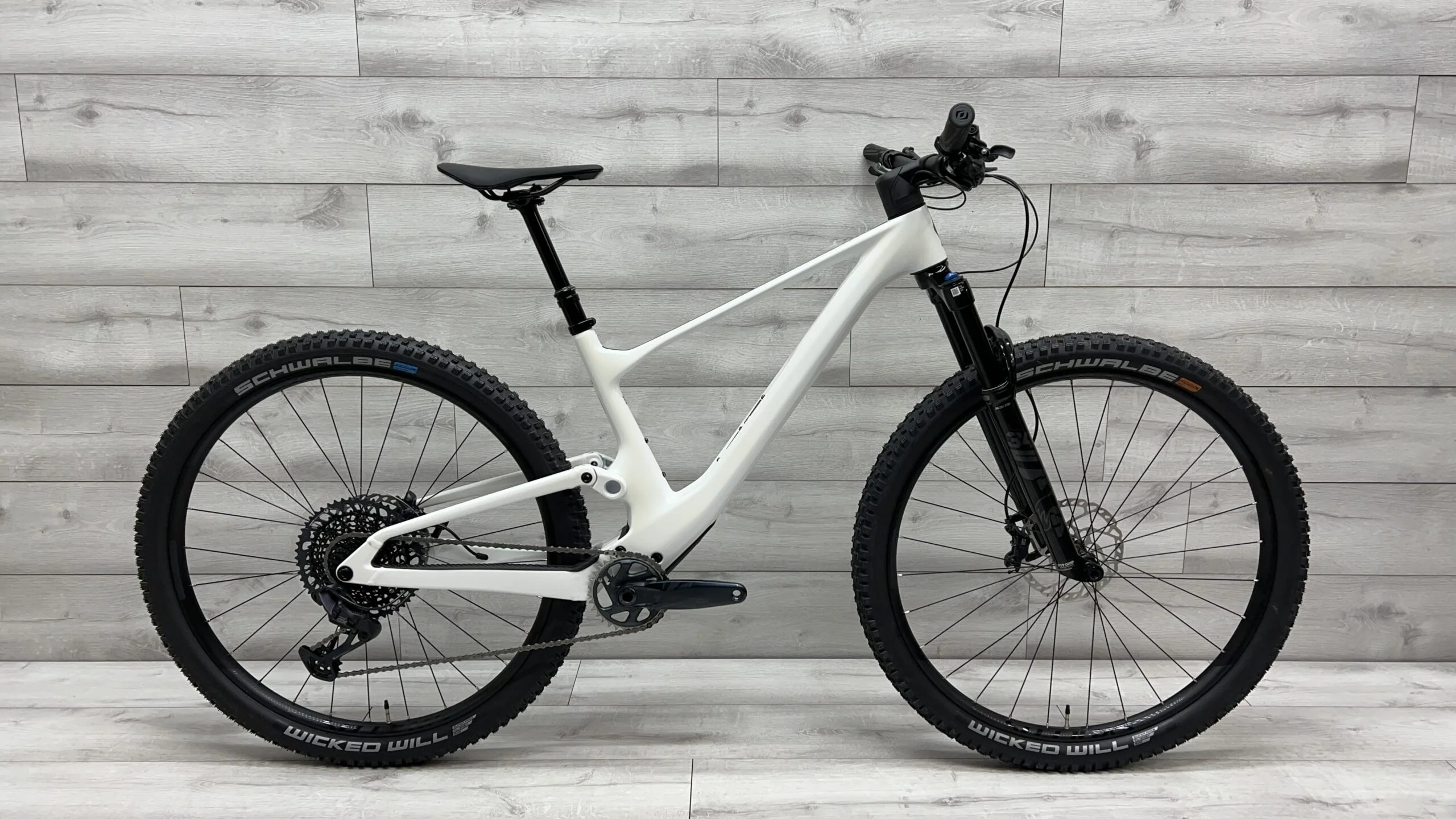 2022 Scott Spark 920 Mountain Bike - Medium